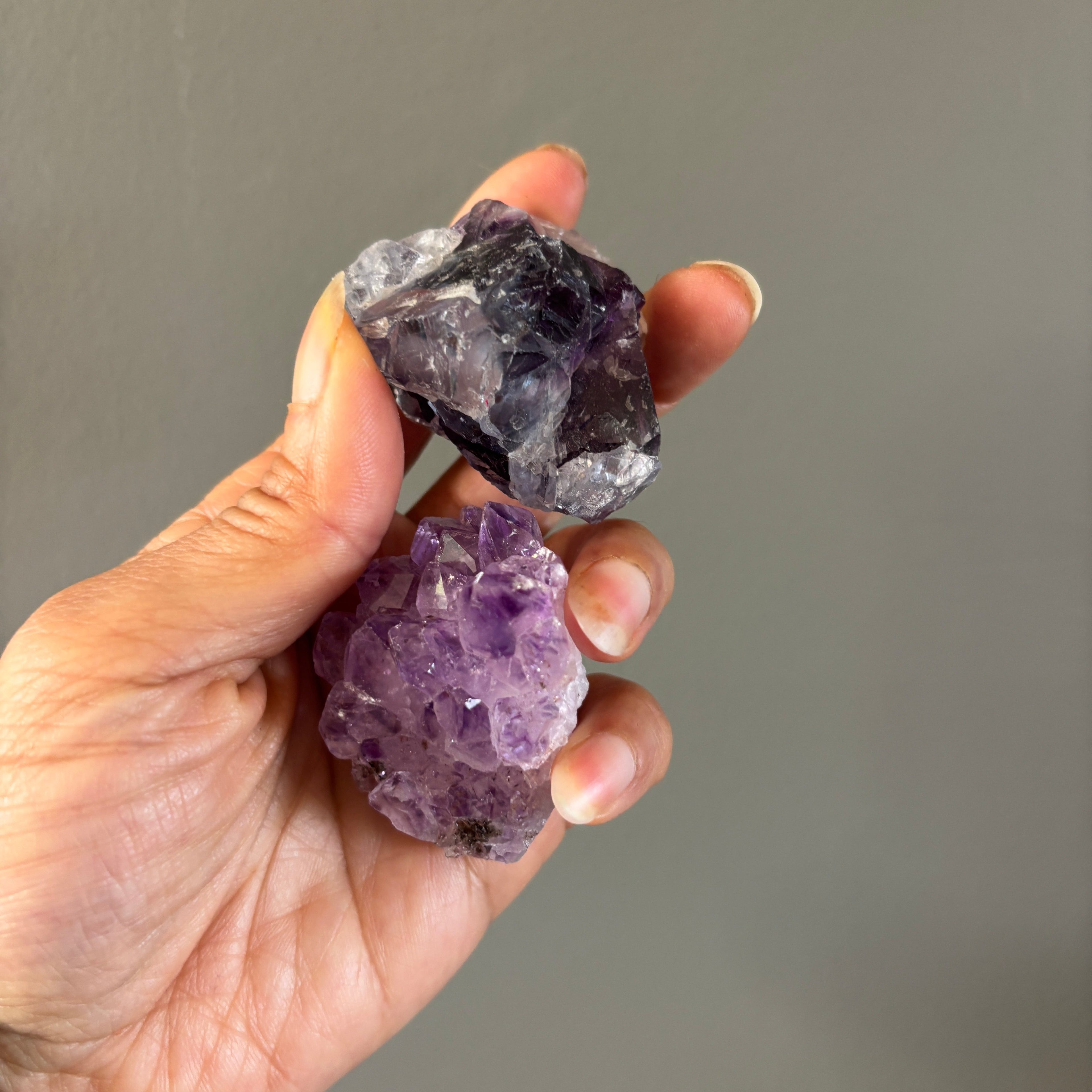 Kronenchakra-Cluster-Paar: Lila Amethyst & Fluorit Kristalle