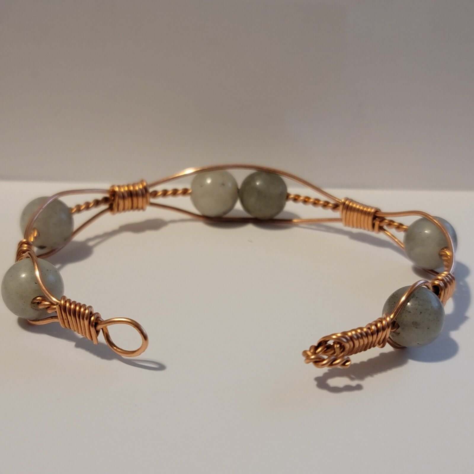 Bracelet manchette en cuivre et labradorite, fait main – Pierre naturelle
