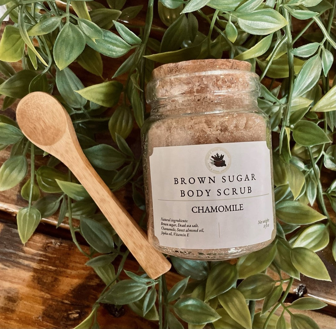 Exfoliant à la camomille et au sucre roux