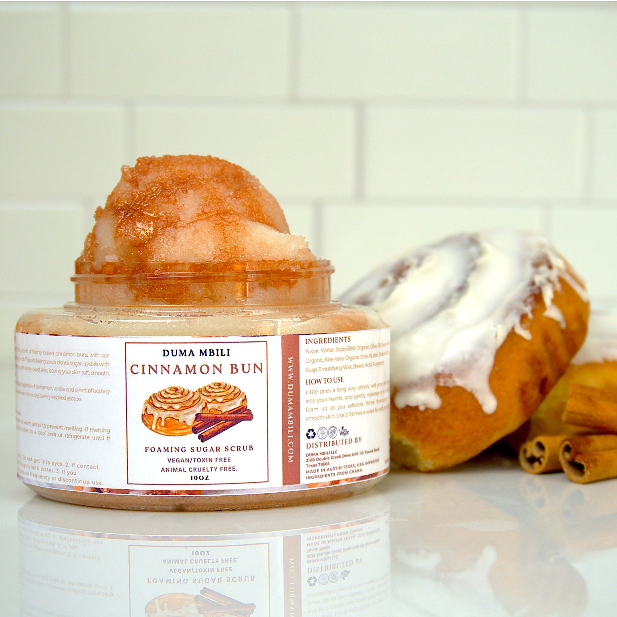 Exfoliant au sucre moussant brioche à la cannelle