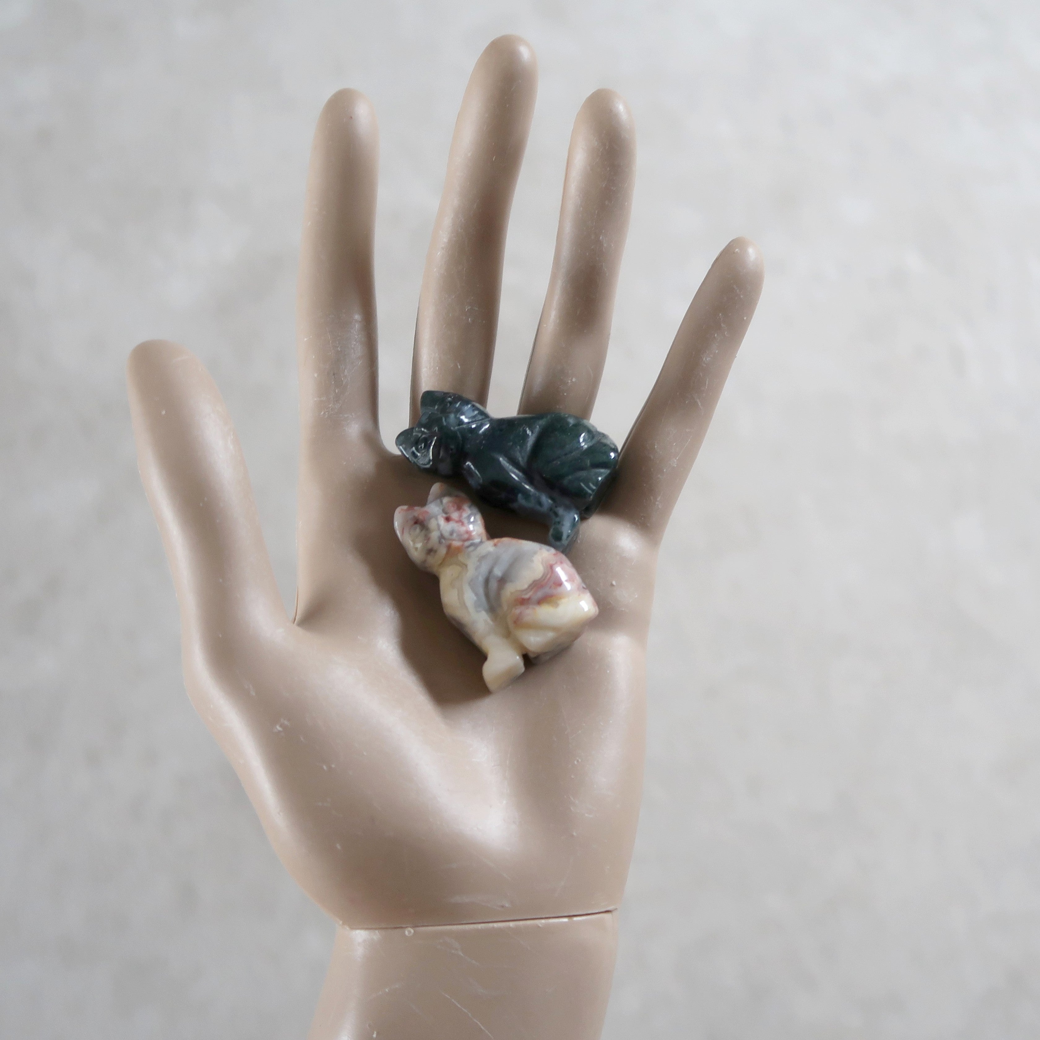 Chat Sert Dentelle Folle & Agate Mousse Verte Paire Pierre Animal Spirituel