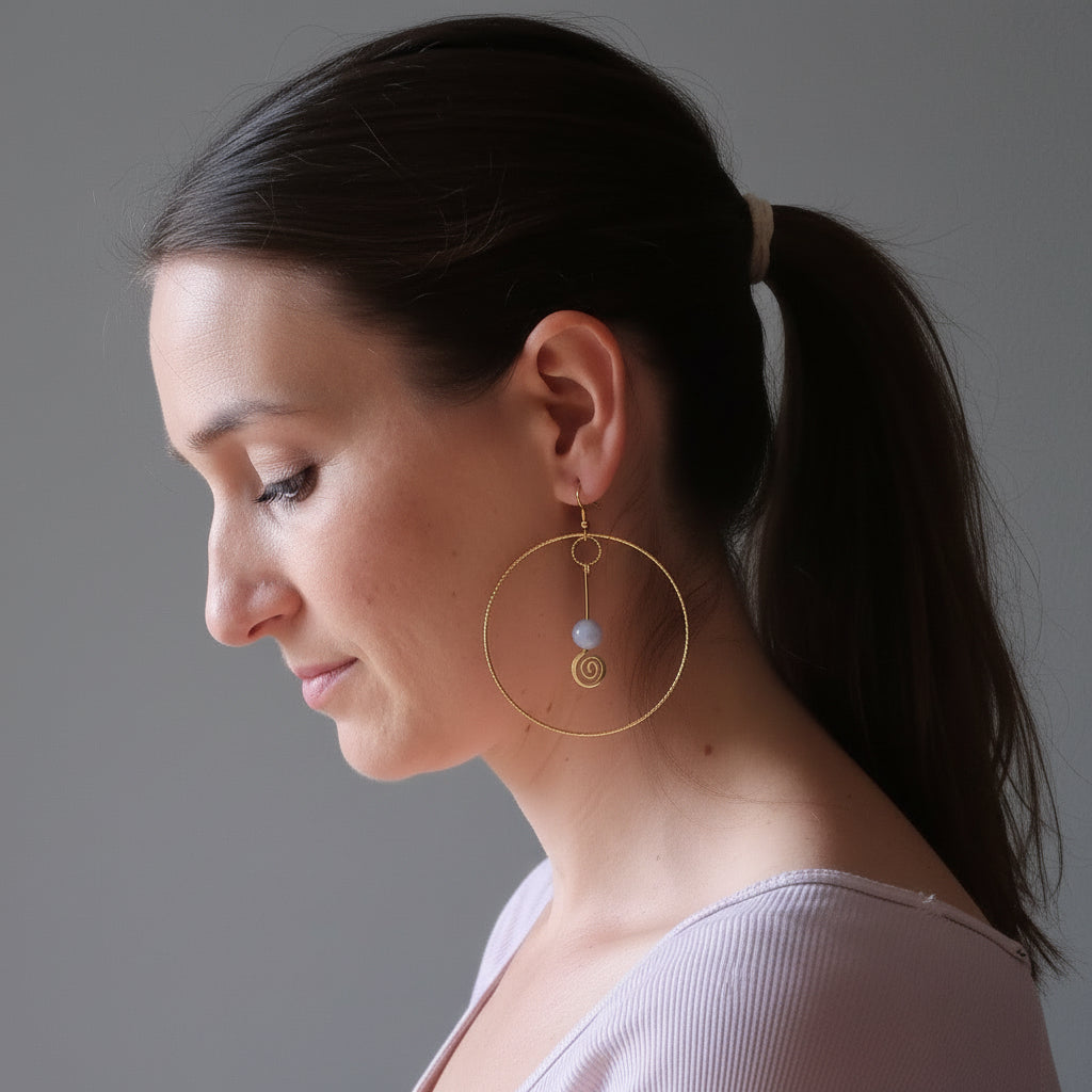 Boucles d'oreilles créoles Agate bleue dentelle Sérénité Or