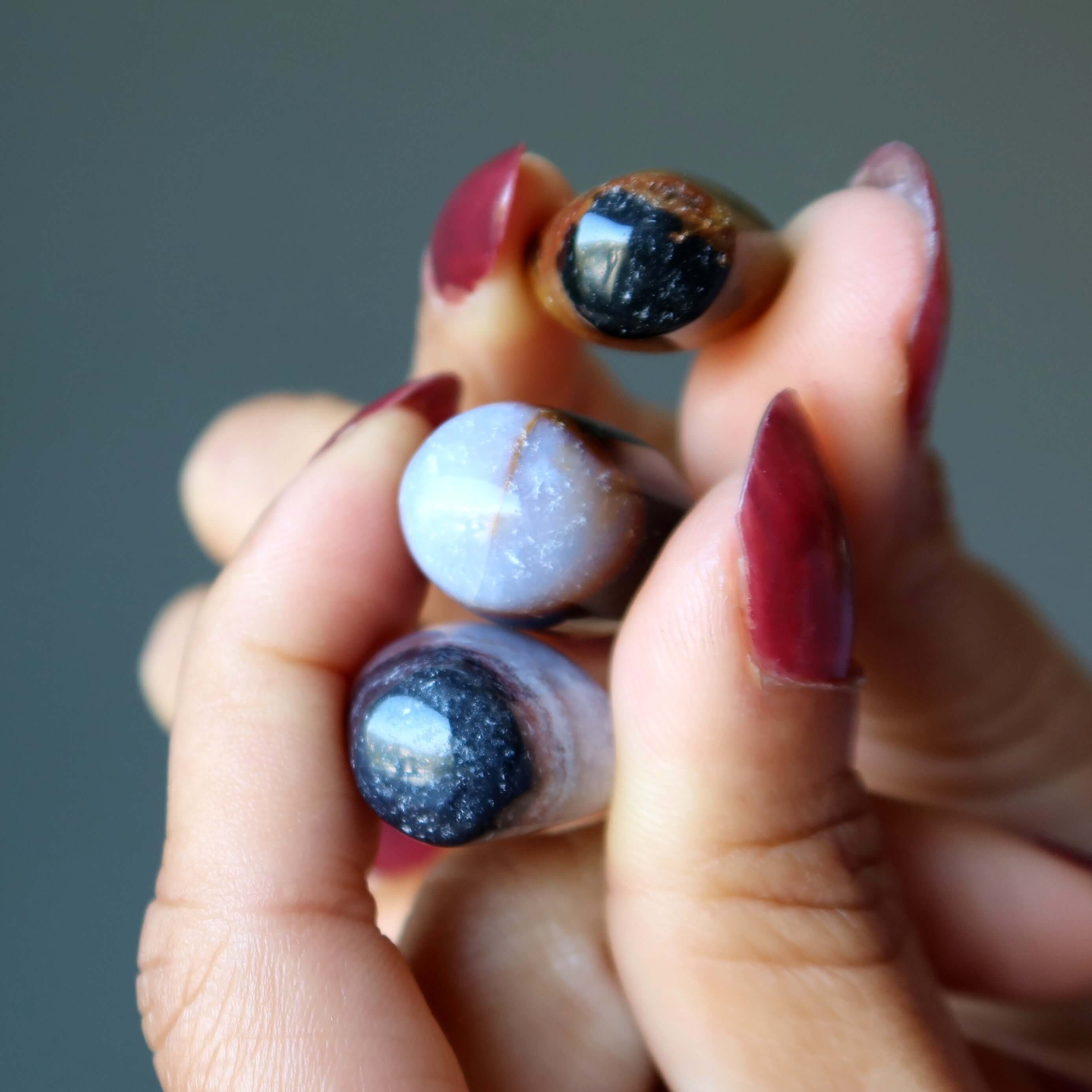 Ensemble de cristaux de grille en agate Troisième œil avec 3 pierres de voyance