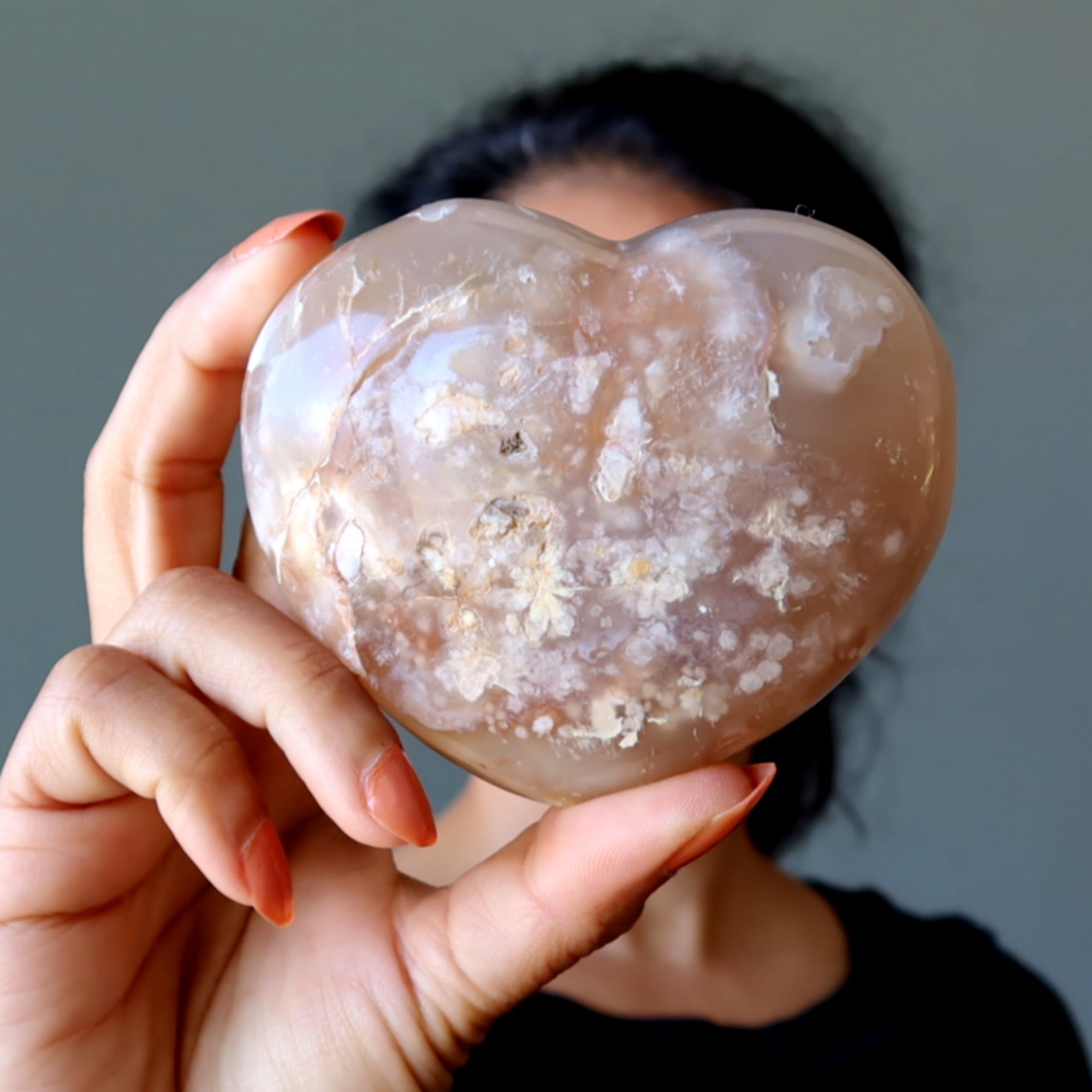Blüten-Achat Herz Romantik erblüht Chalcedon Liebeskristall