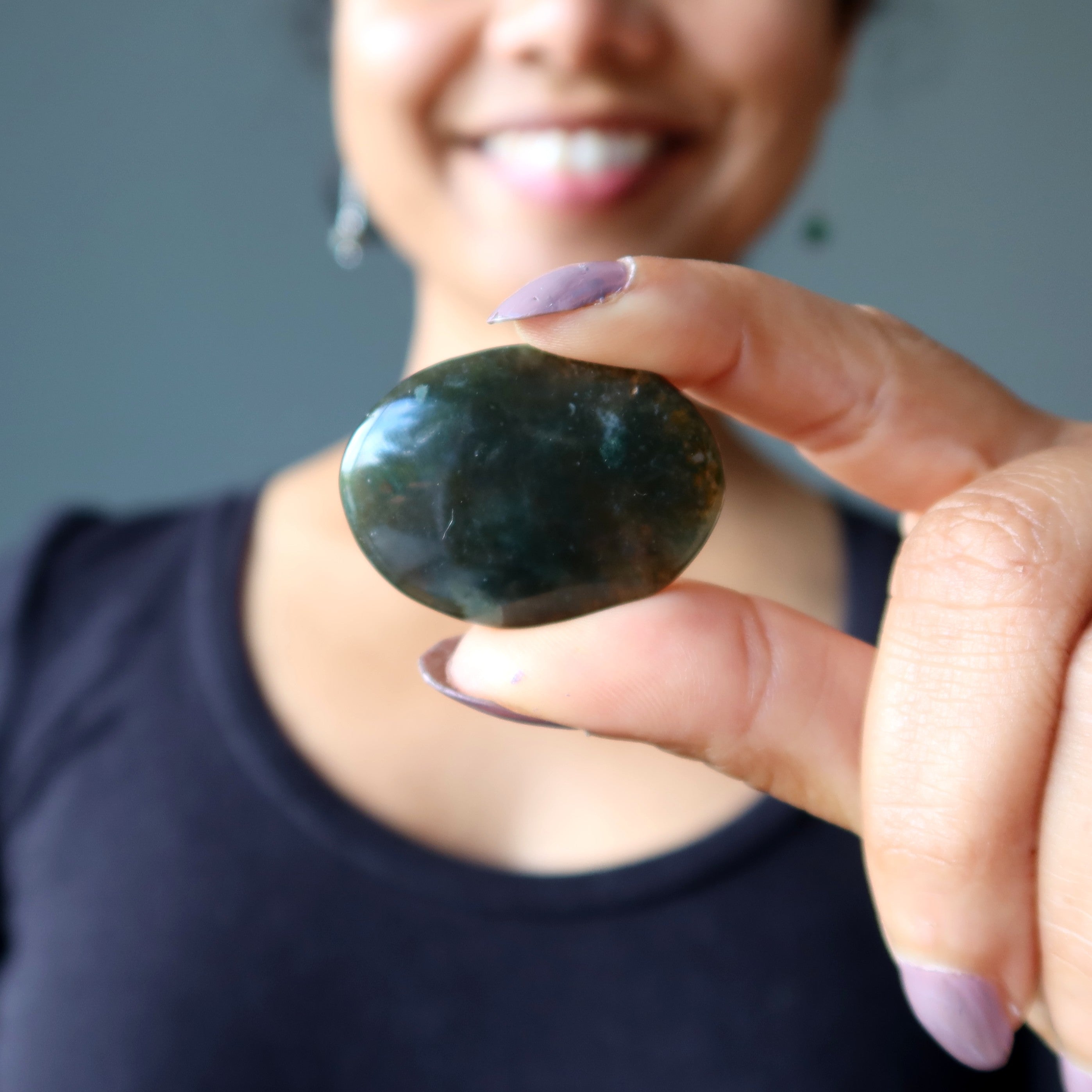 Moss Agate Grid Crystal Red Beauty Oval Gem