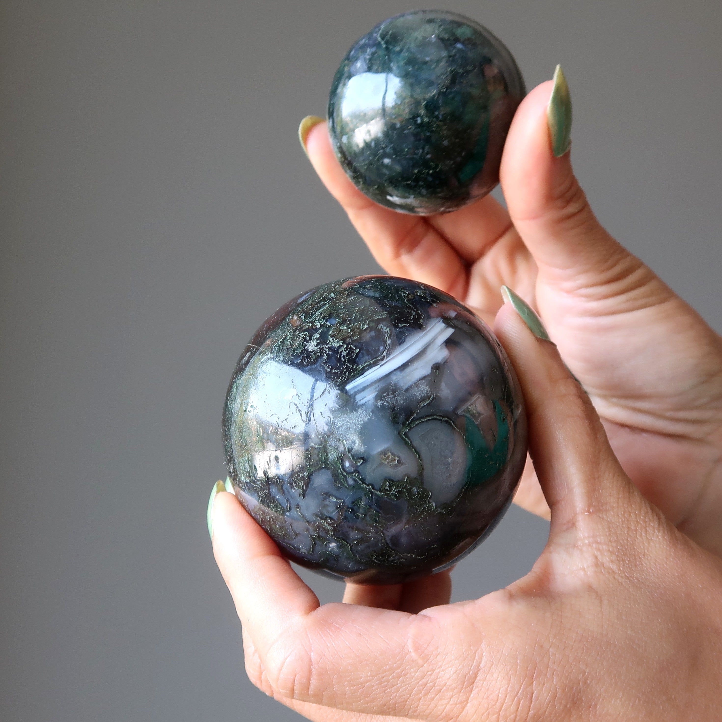 Sphère en Agate Mousse Pierre de Guérison Énergétique prospère