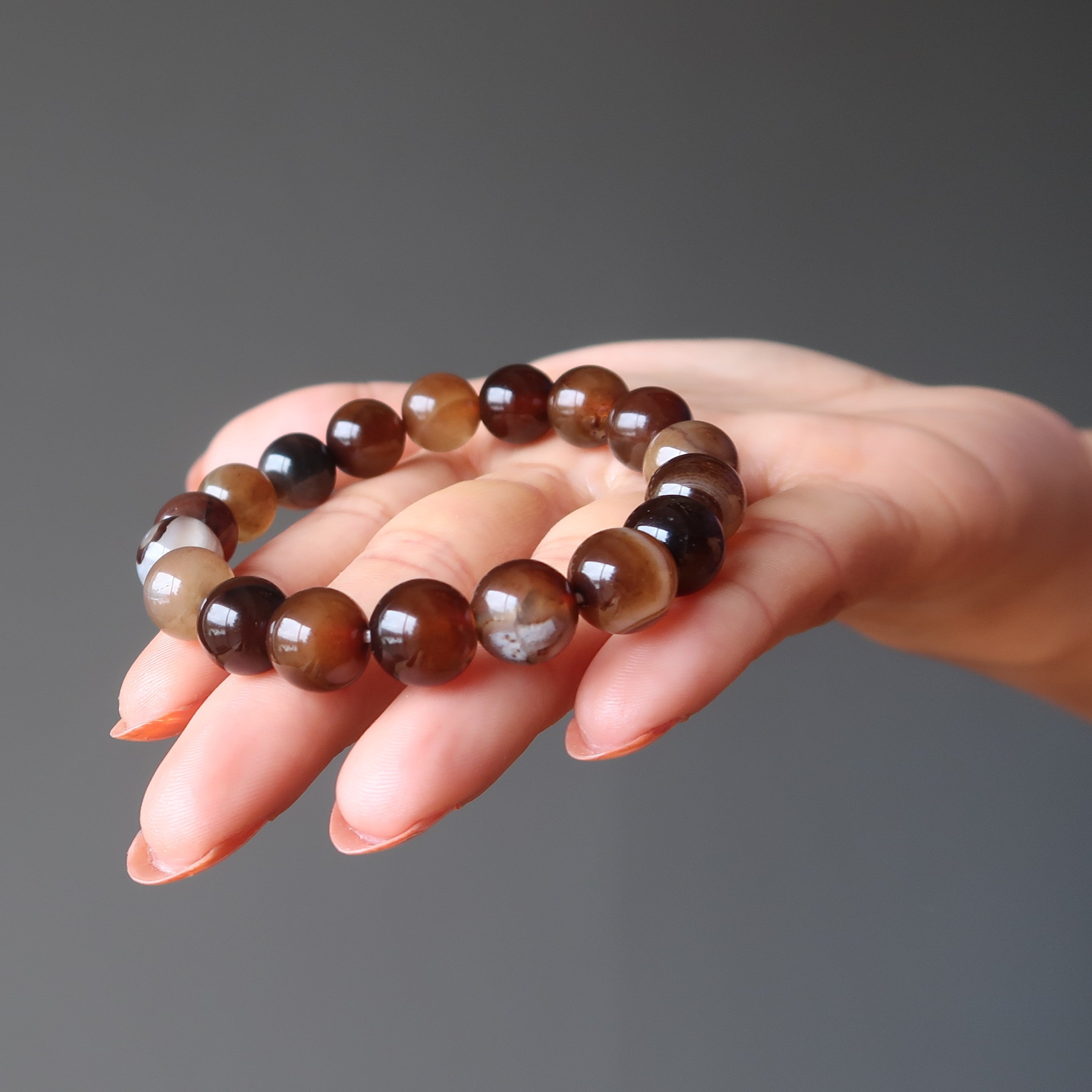 Kaffee-Achat-Armband, gebänderte Perlen, Morgenmensch