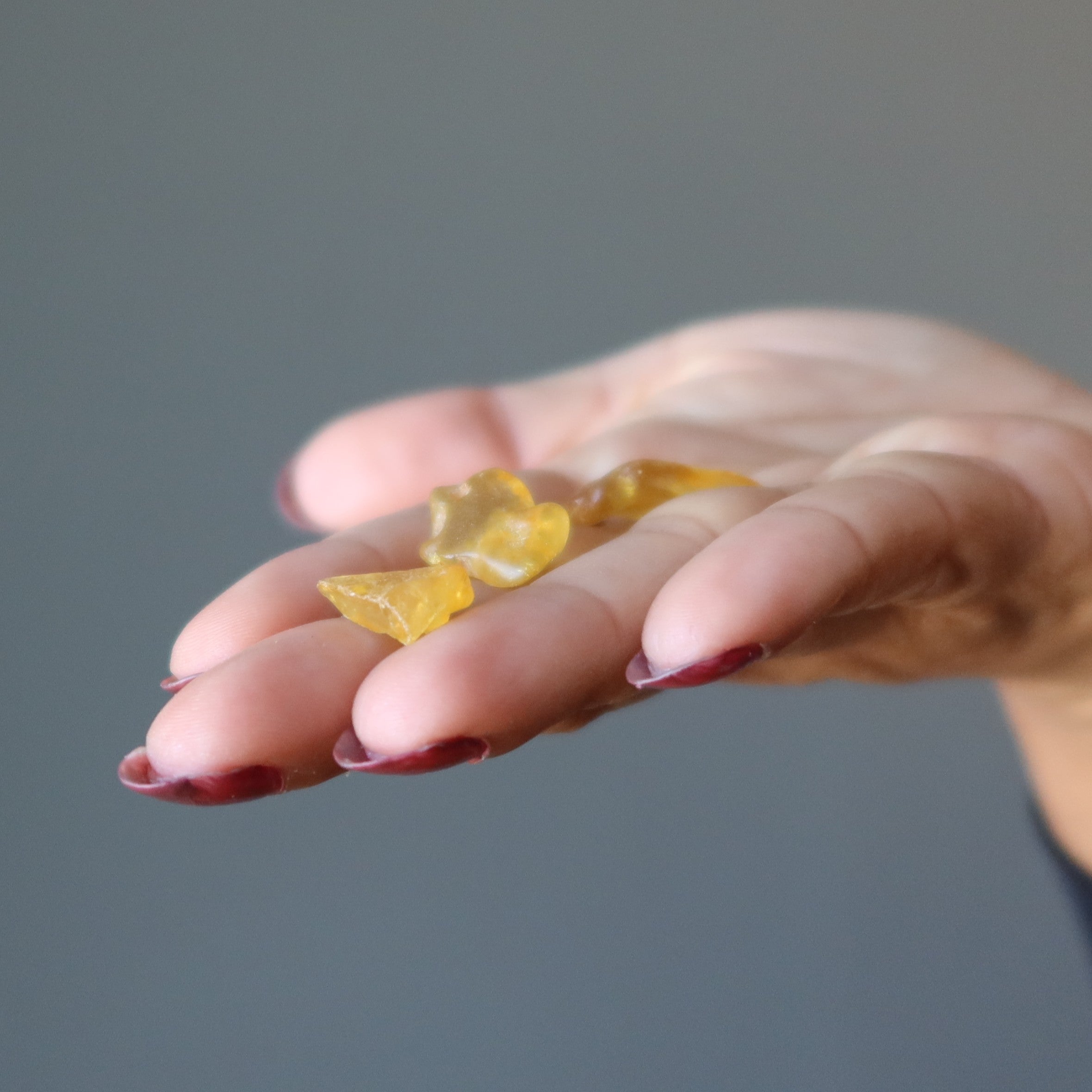 Bernstein-Rohkristall-Set 3 sonnengelbe Optimismus-Edelsteine im Etui