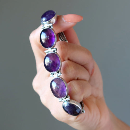 Amethyst Armband aus Sterlingsilber „Timeless Spirit“, 17,8 cm