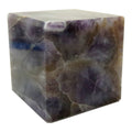 Cristal de méditation violet en cube d'améthyste