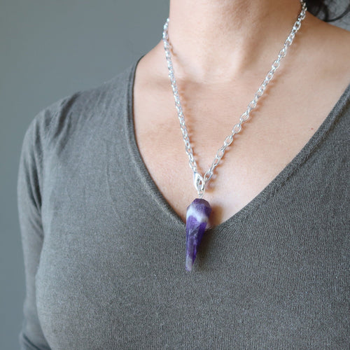 Amethyst-Halskette, violettes Pendel für unterwegs