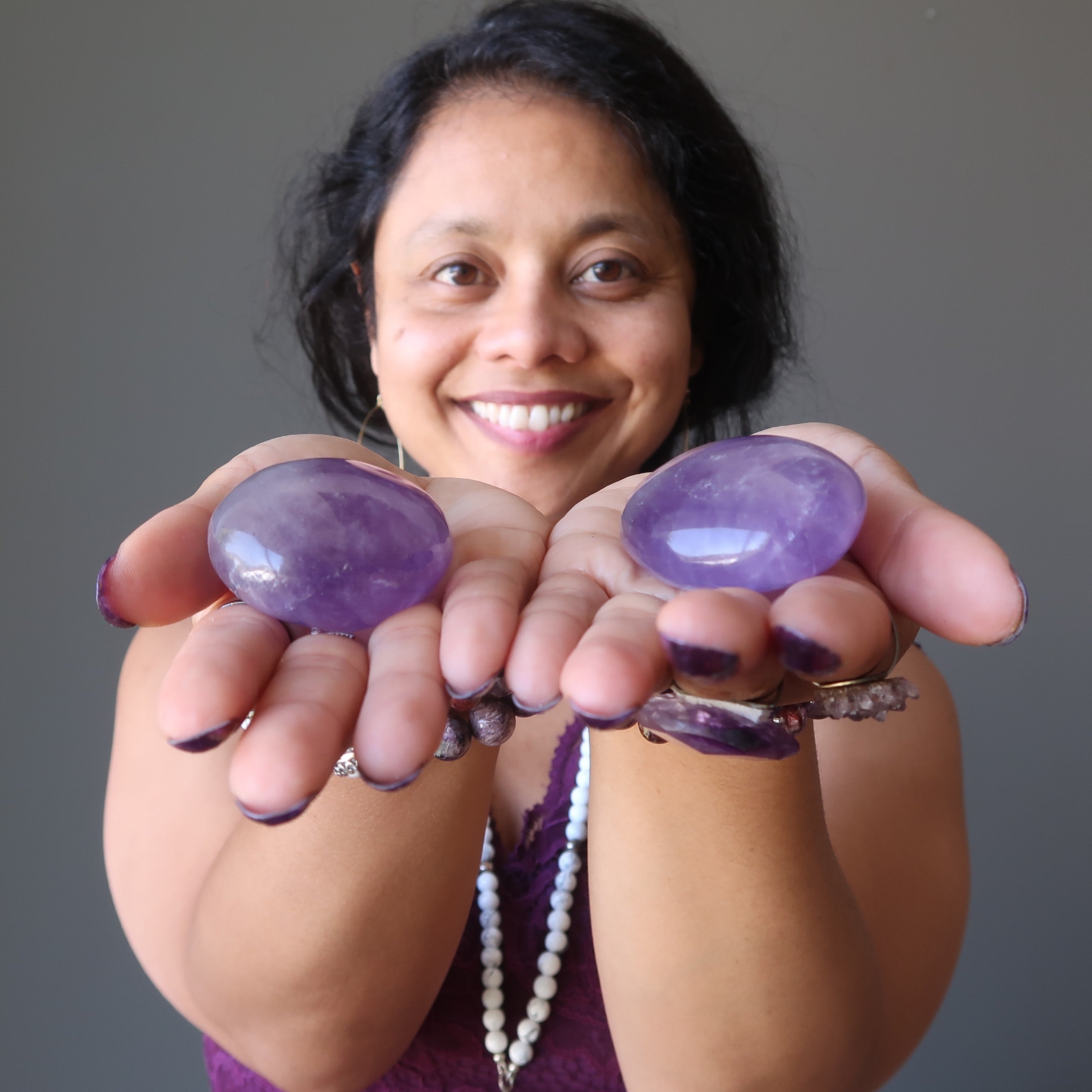 Amethyst-Handstein-Paar, lila Meditationskristall