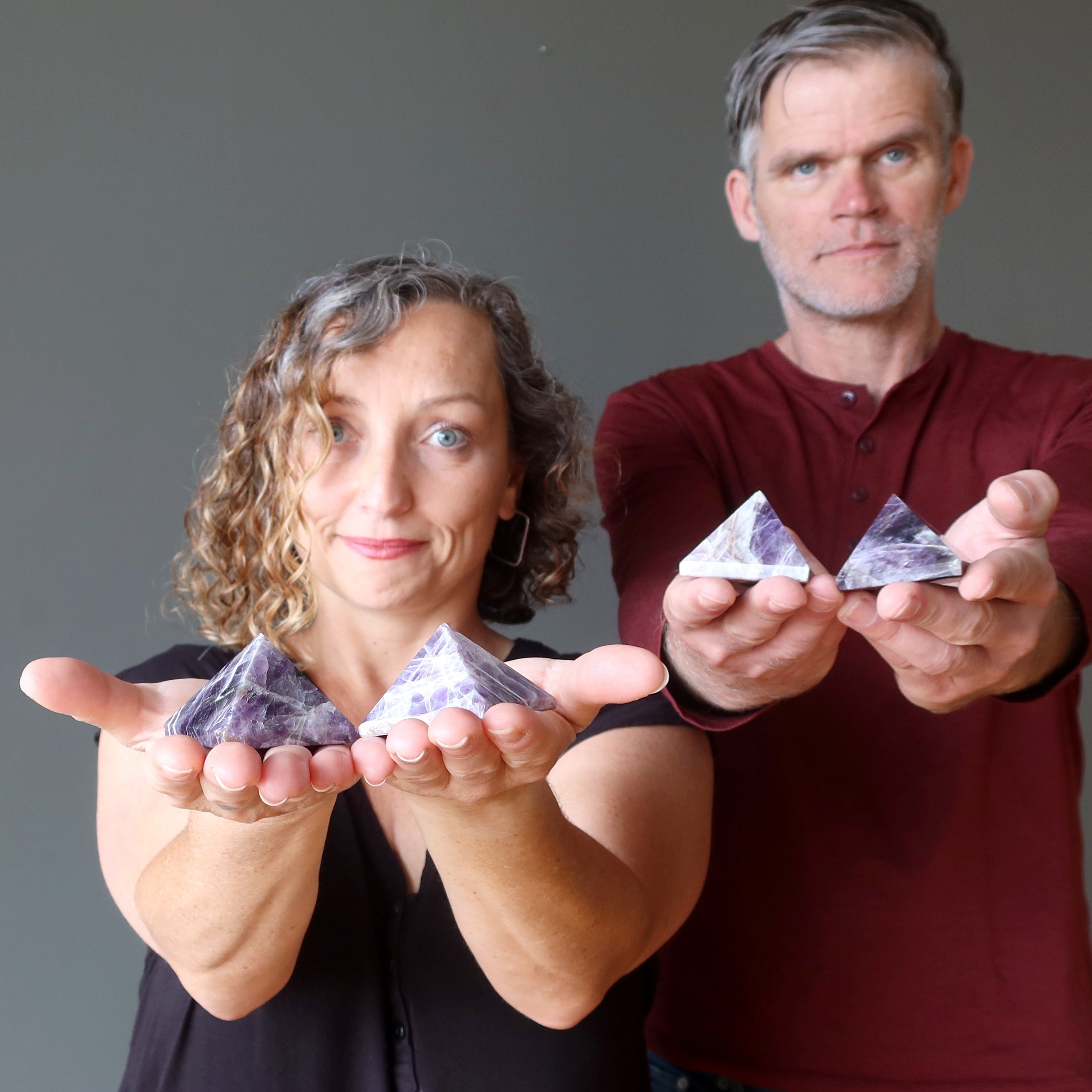 Améthyste Pyramide Chevron Violet Univers Cristal