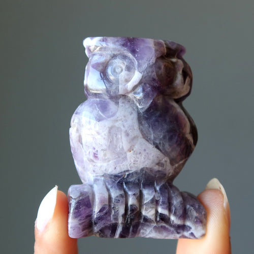 Amethyst-Eule violetter Kristallbote Vogel