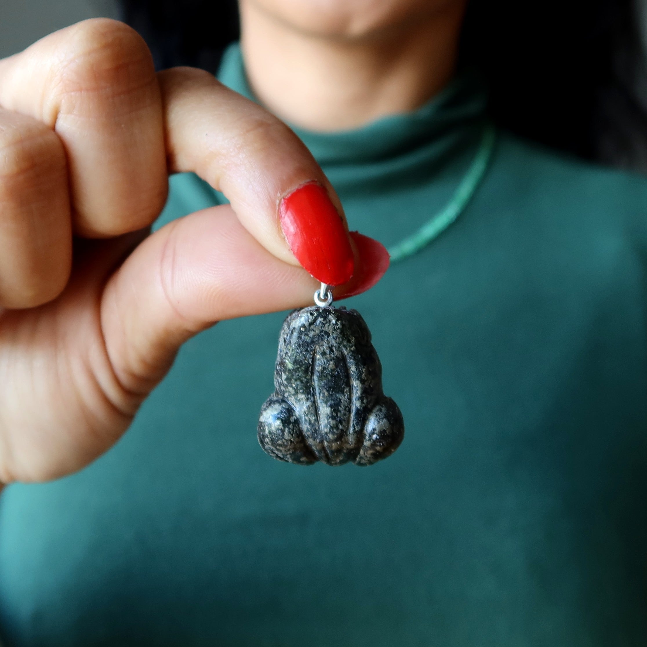 Apache Gold Pendant Zesty Frog Pyrite Animal Silver