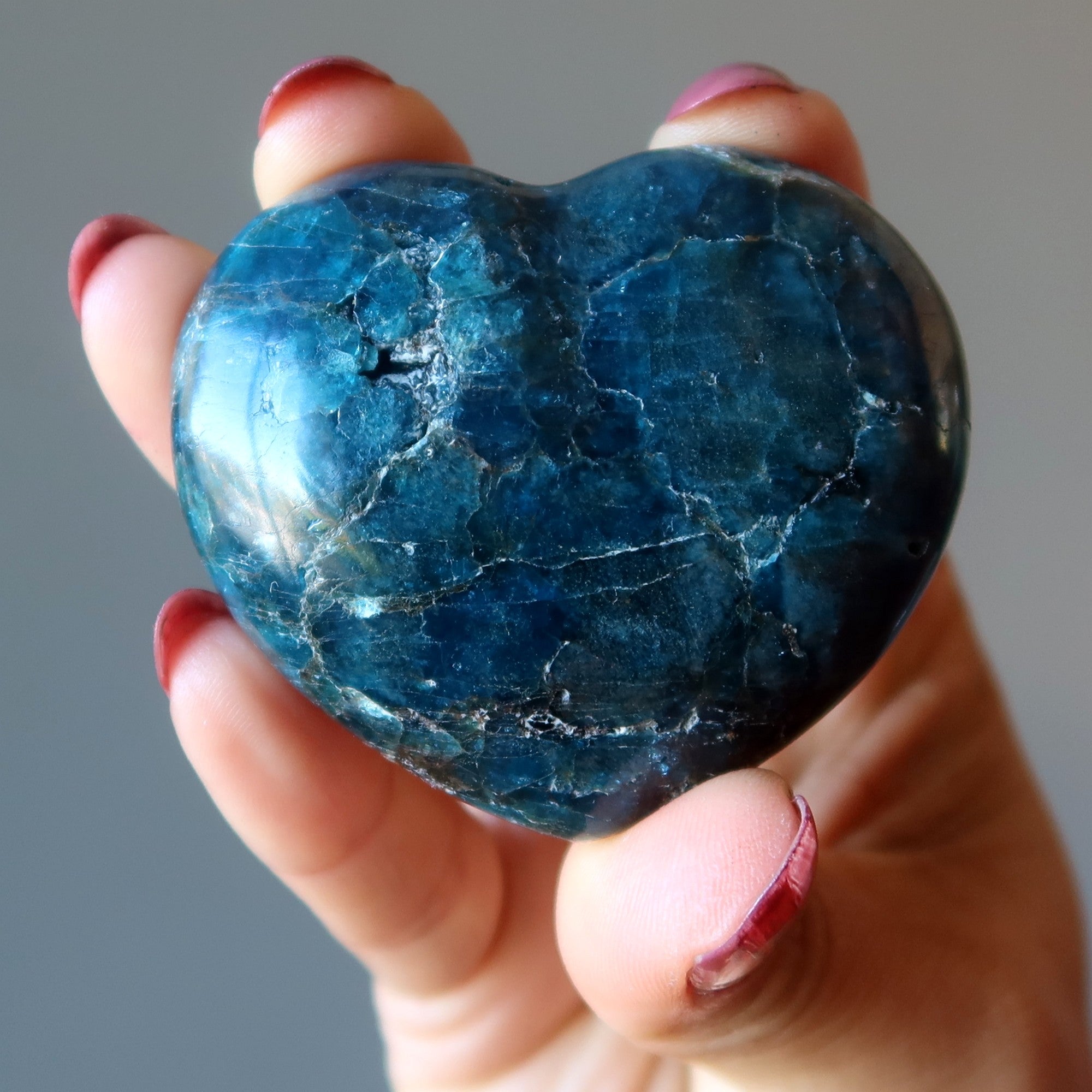Cœur en apatite - Je t'aime à la folie - Gemme bleue craquelée