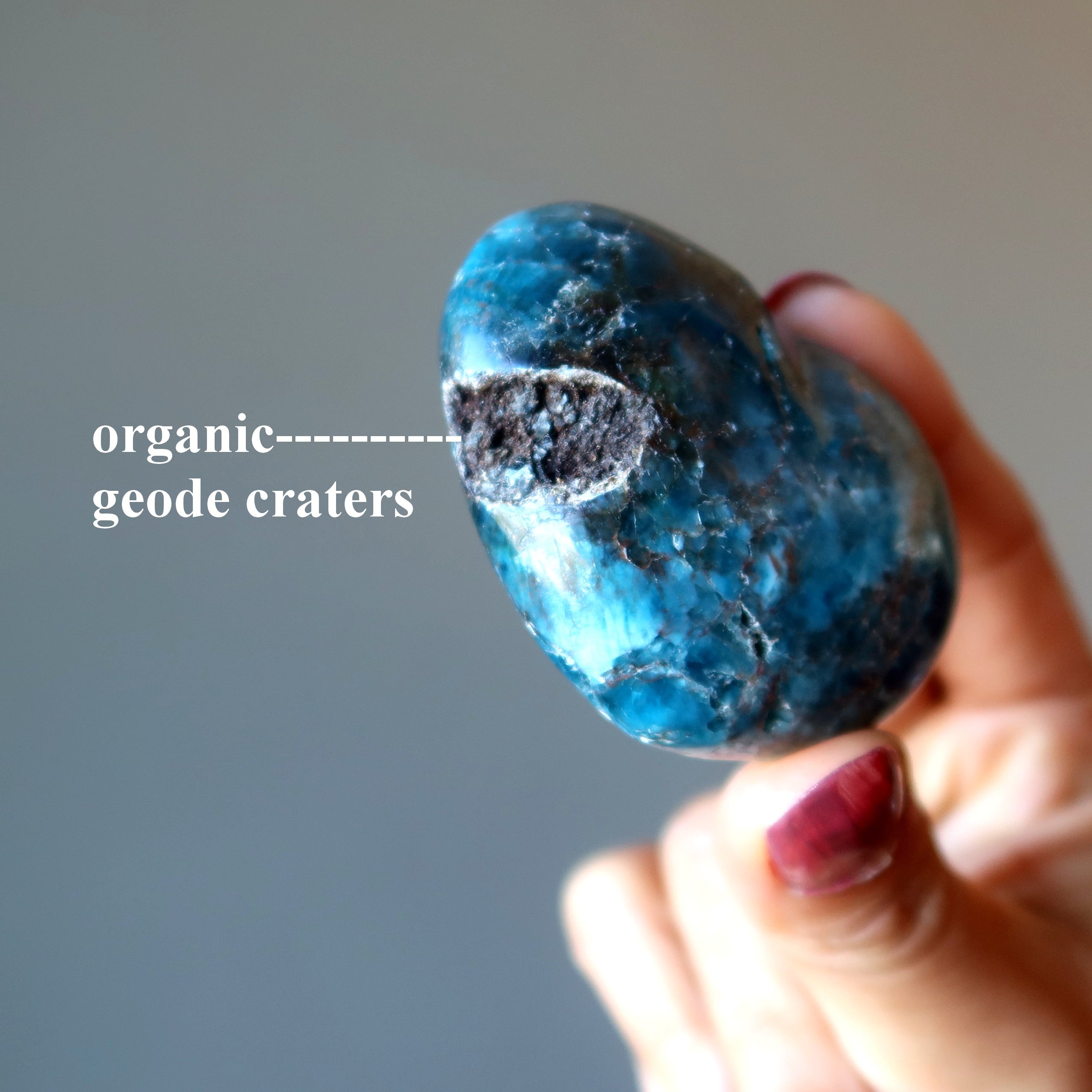 Cœur en apatite - Je t'aime à la folie - Gemme bleue craquelée