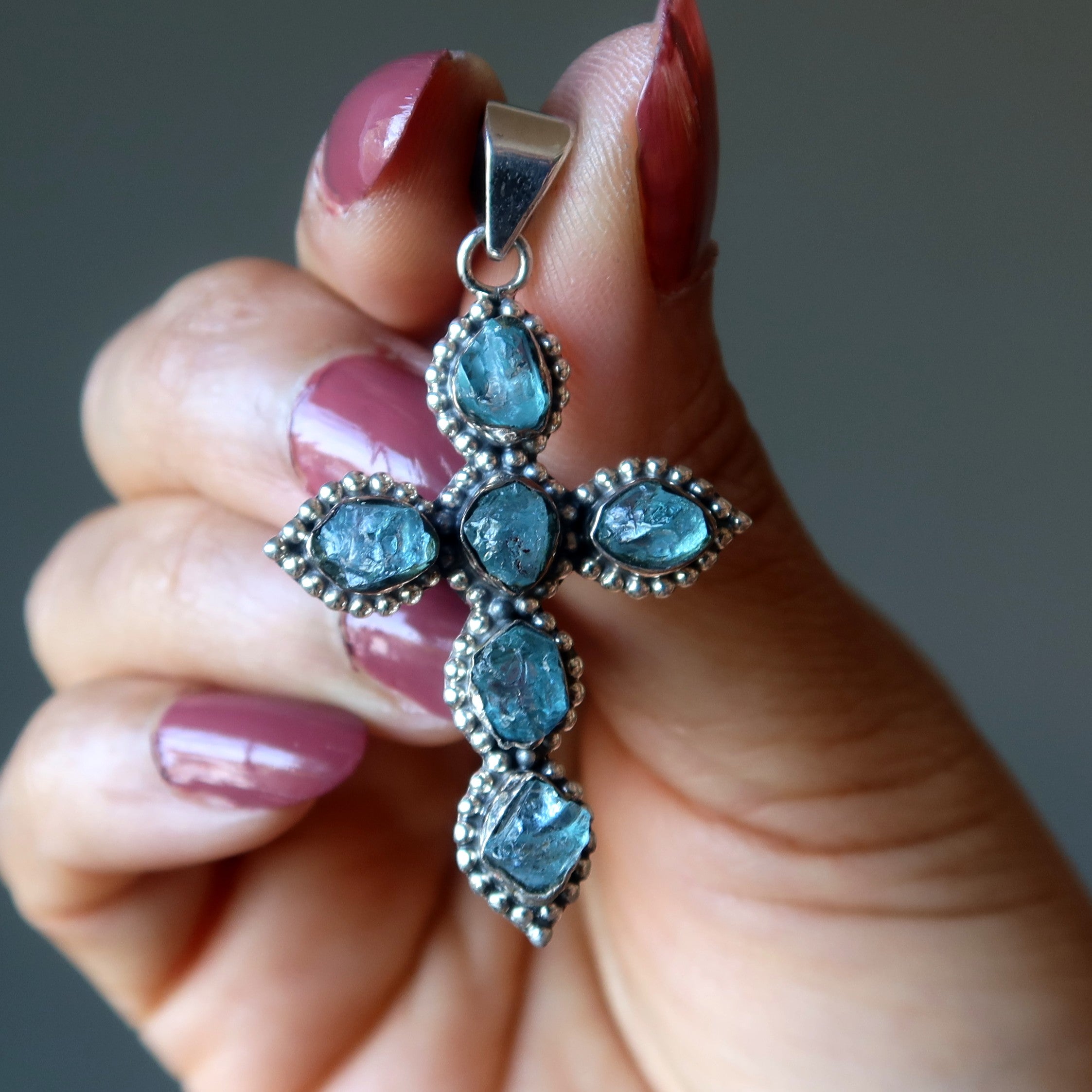 Pendentif en apatite, croix bleue, gemme Believer, argent sterling