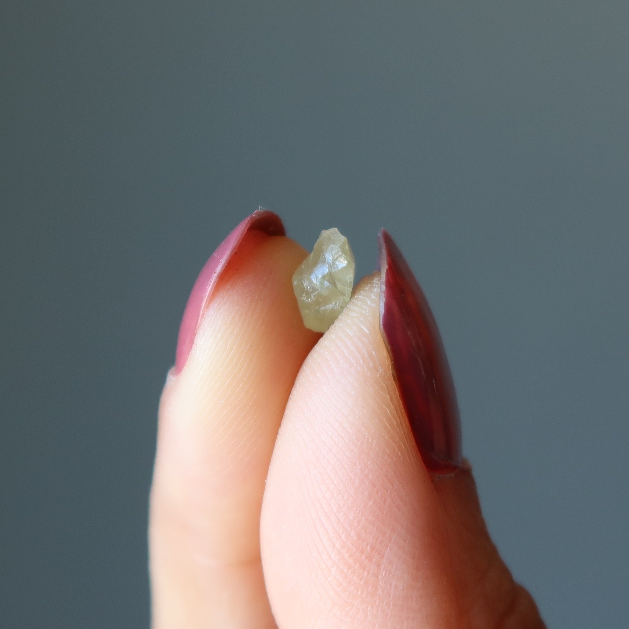 Lot de cristaux bruts d'apatite verte « Trois, c'est une compagnie » Pierres précieuses