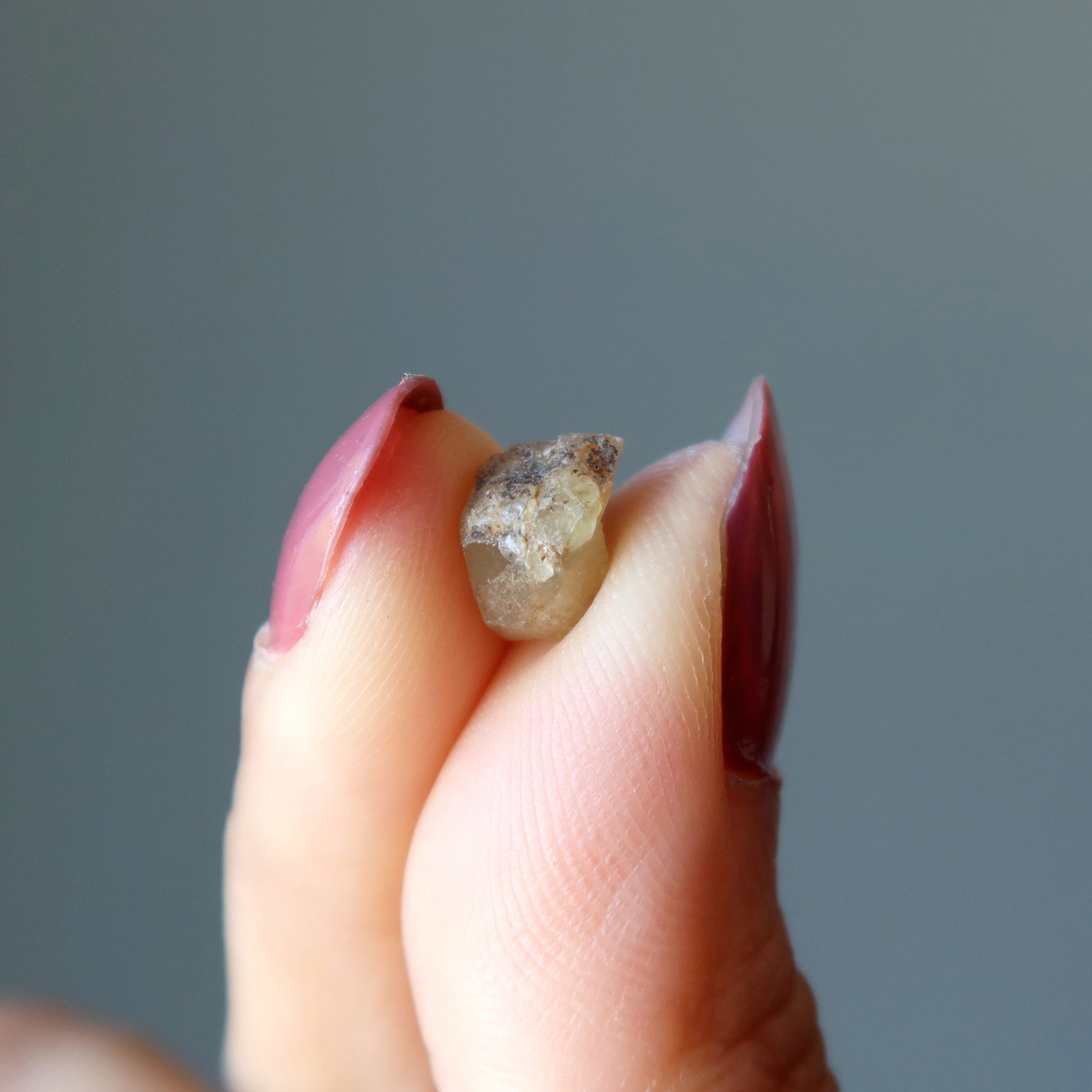 Lot de cristaux bruts d'apatite verte « Trois, c'est une compagnie » Pierres précieuses