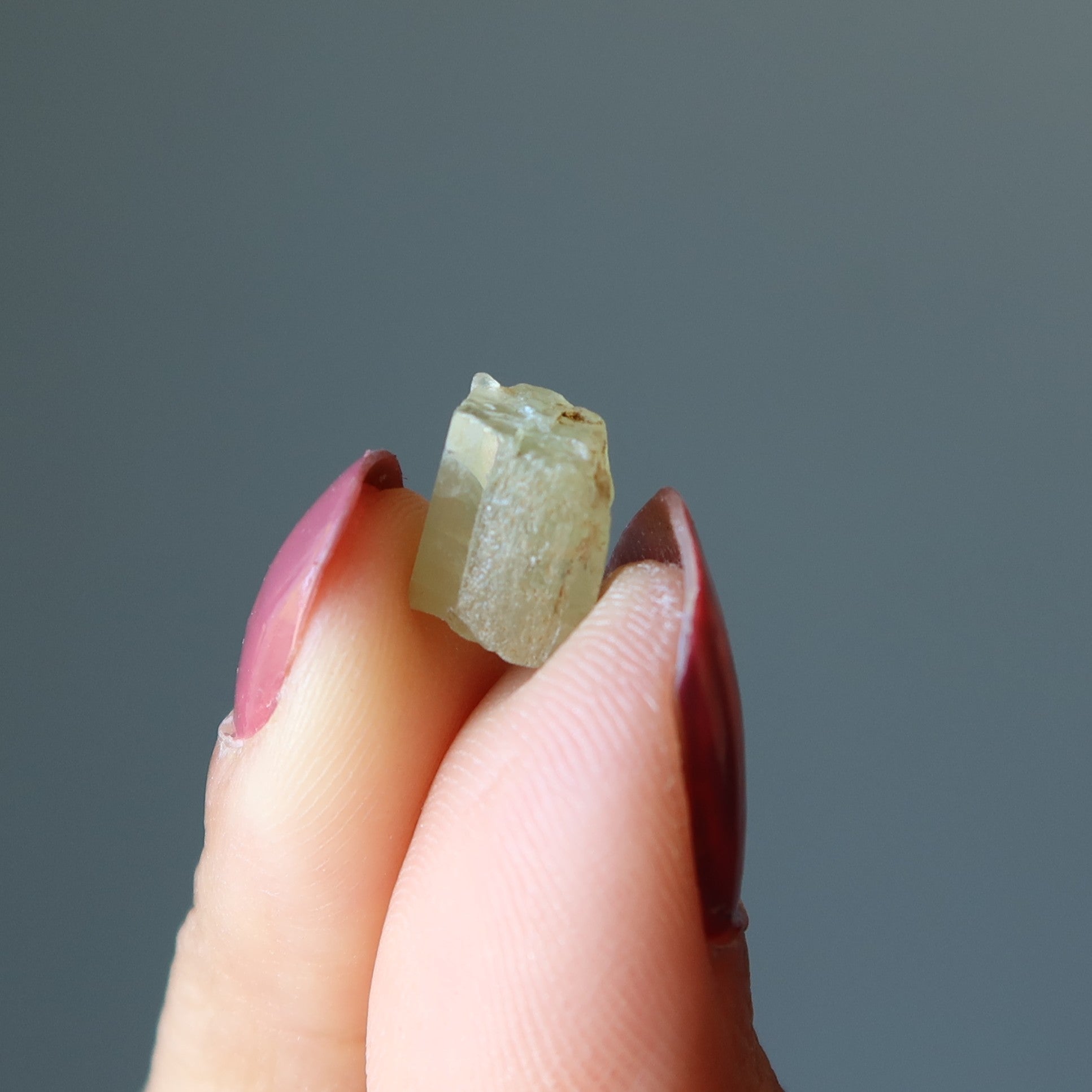 Lot de cristaux bruts d'apatite verte « Trois, c'est une compagnie » Pierres précieuses