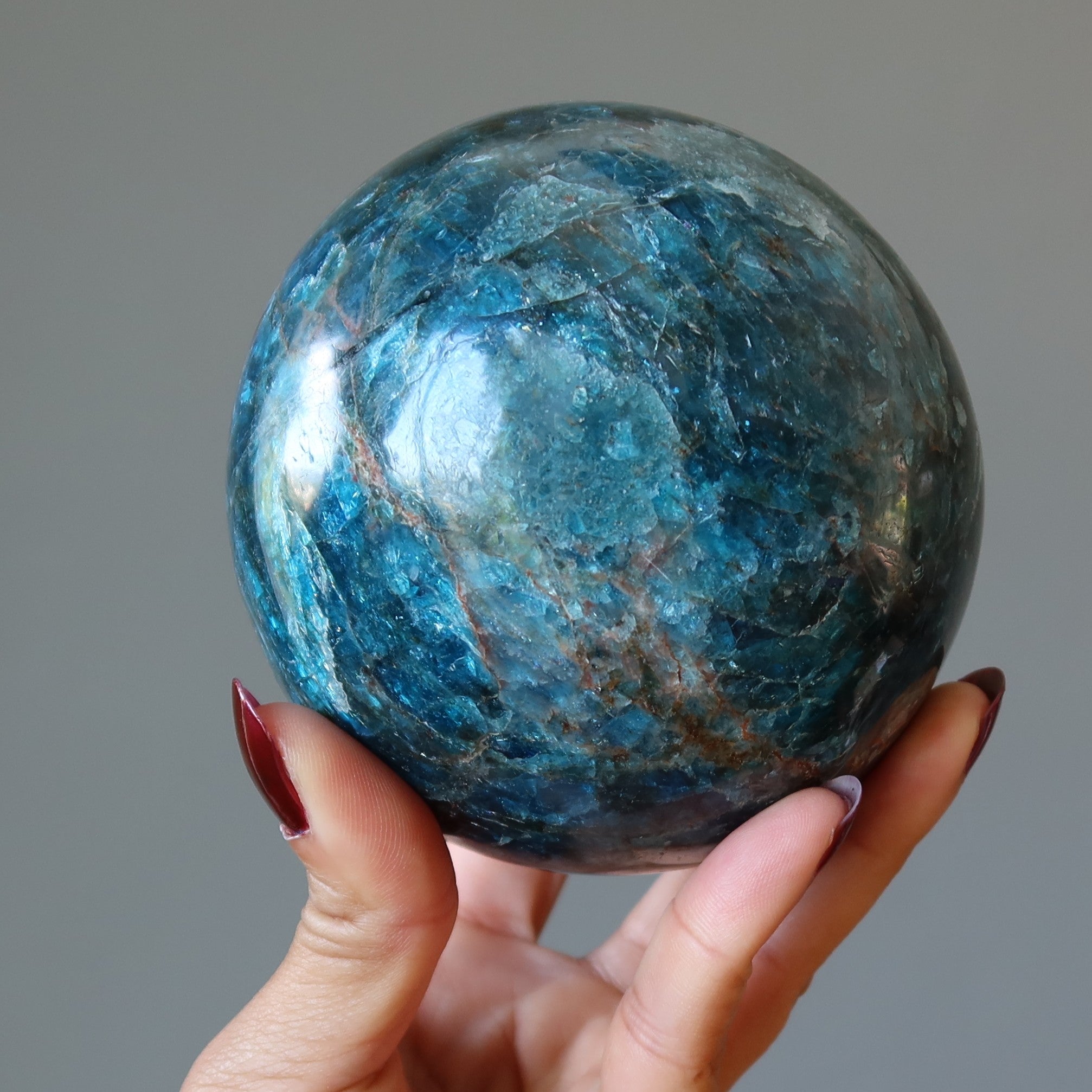 Apatit Kugel Blauer Himmel Hohe Schwingungen Kristallkugel