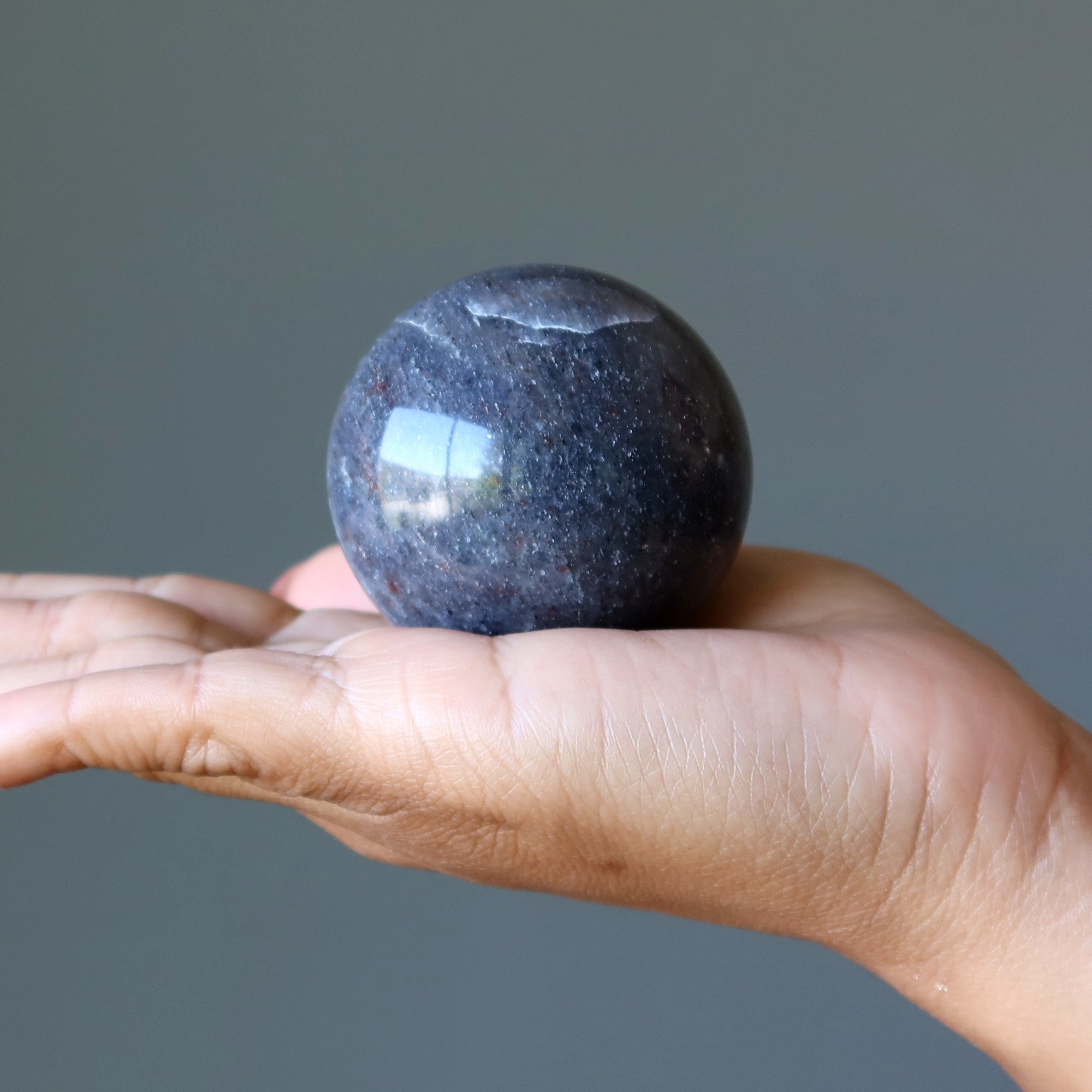 Sphère en Aventurine Bleu Nuit – Boule de Cristal Méridien
