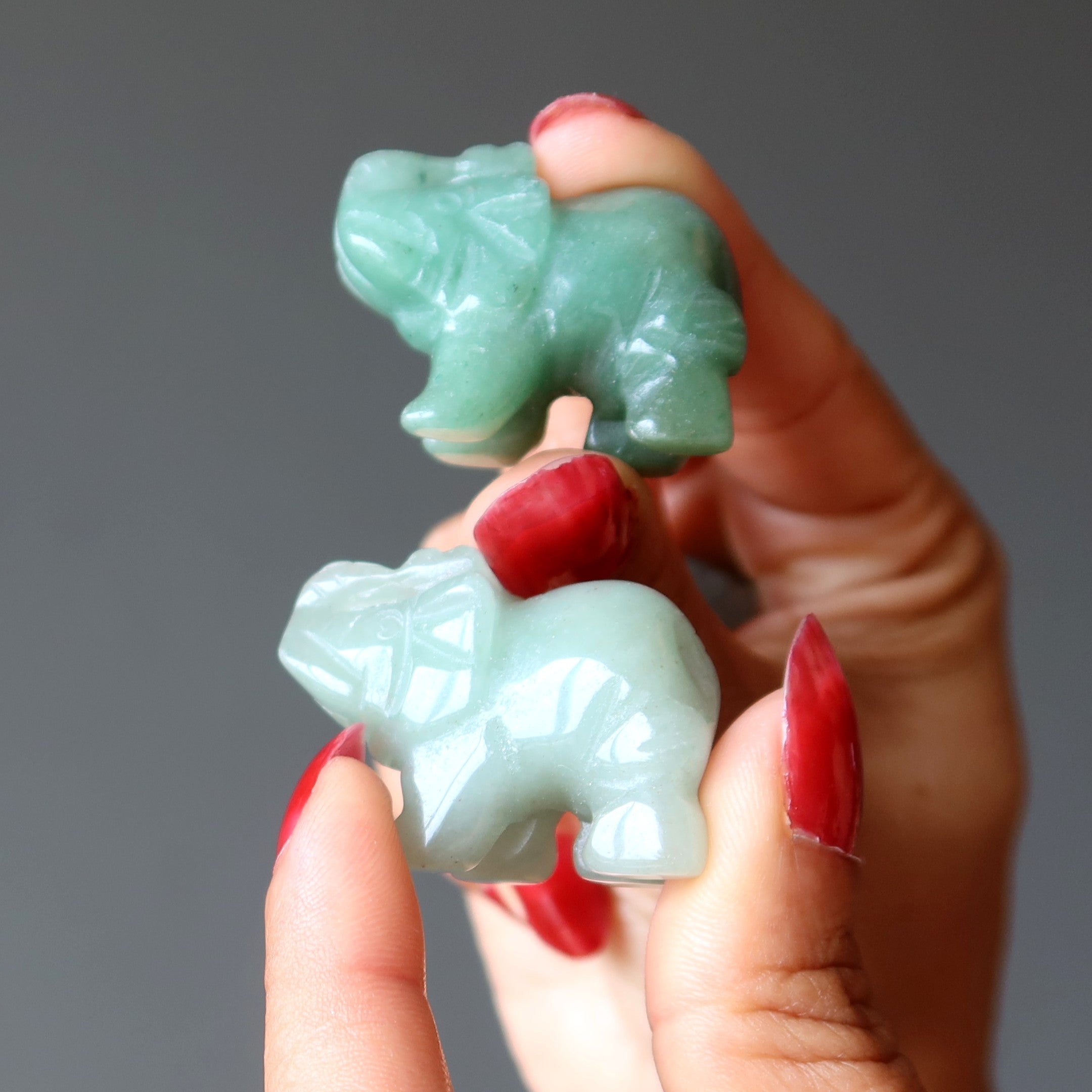 Figurine d'éléphant en aventurine verte porte-bonheur