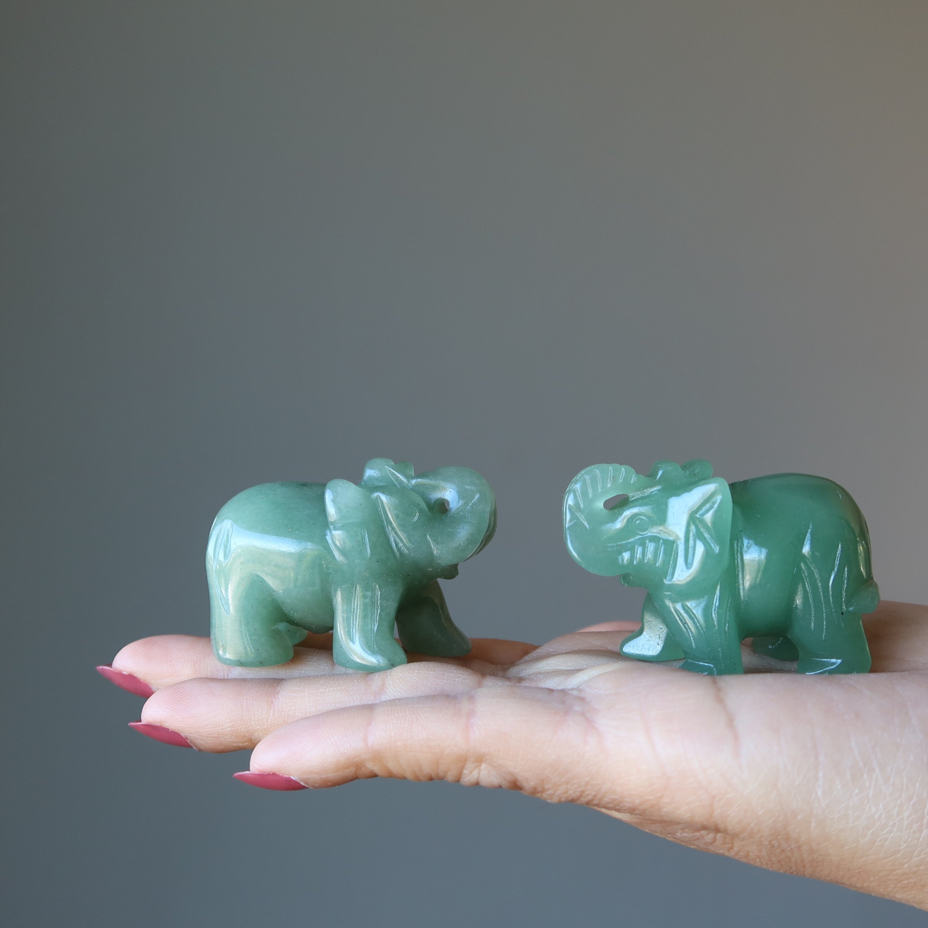 Figurine d'éléphant en aventurine verte porte-bonheur