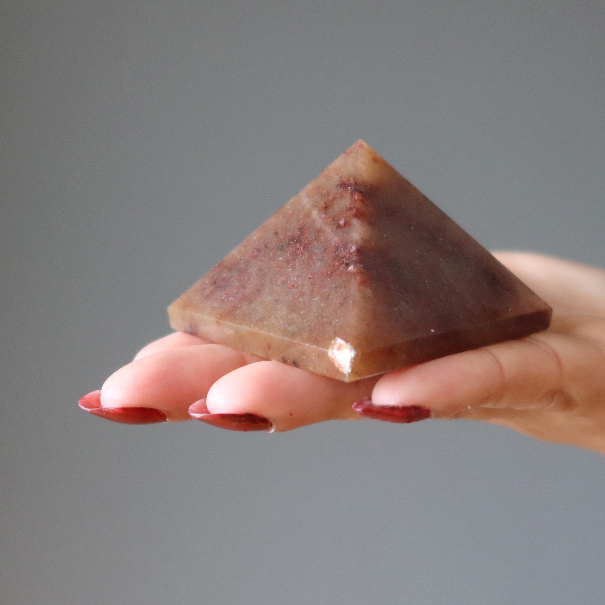 Roter Aventurin Pyramide Naturtundra Kristall