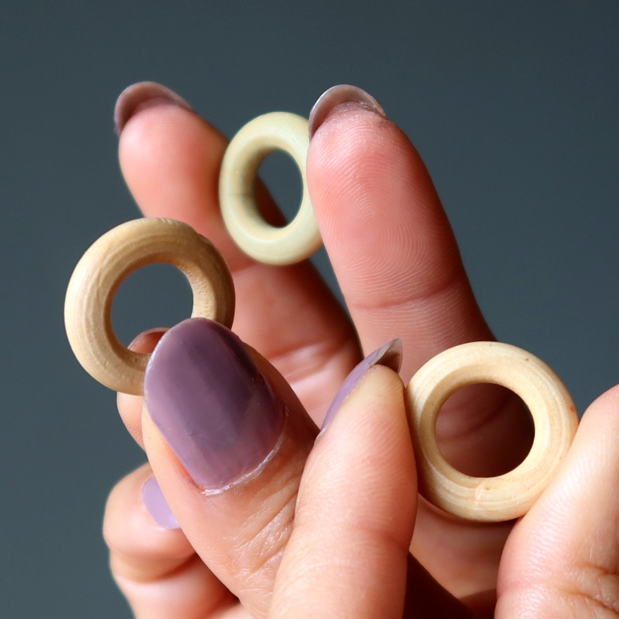 Display Stand 3 Wood Rings for Ball Egg Stones