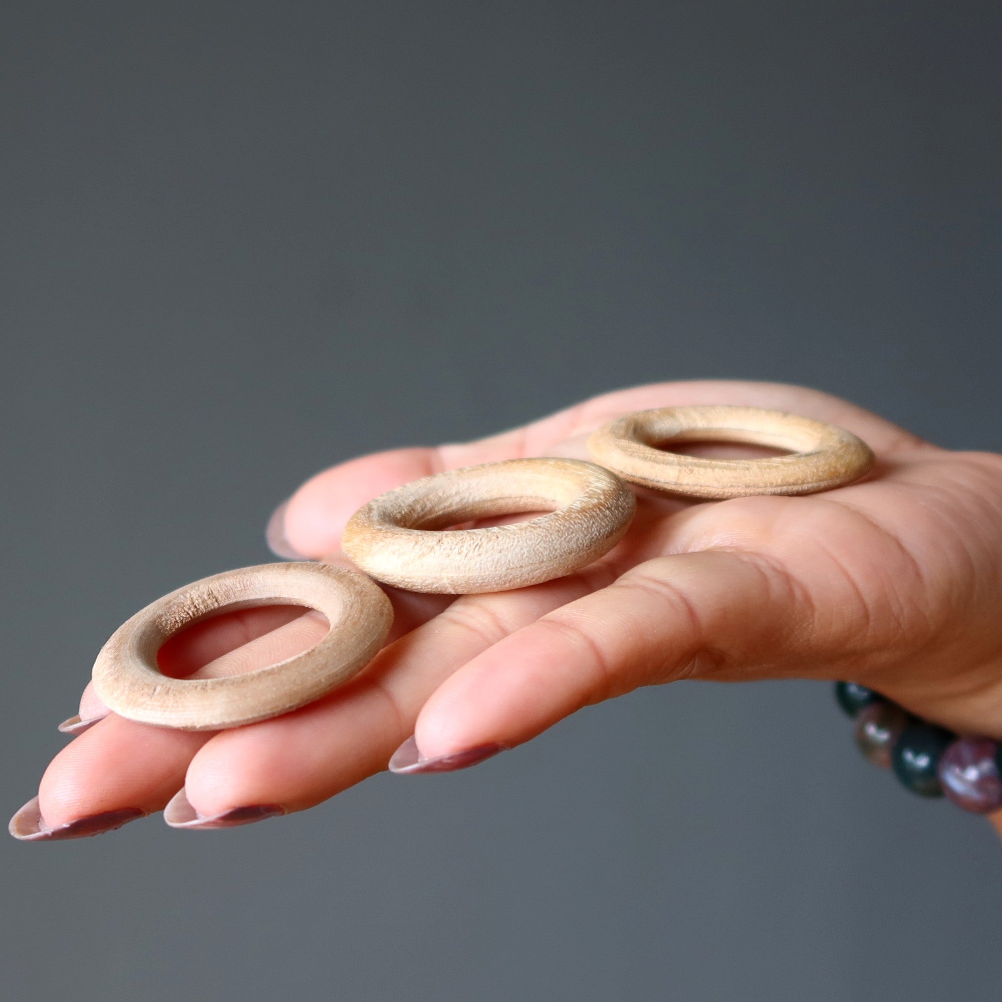 Display Stand 3 Wood Rings for Ball Egg Stones