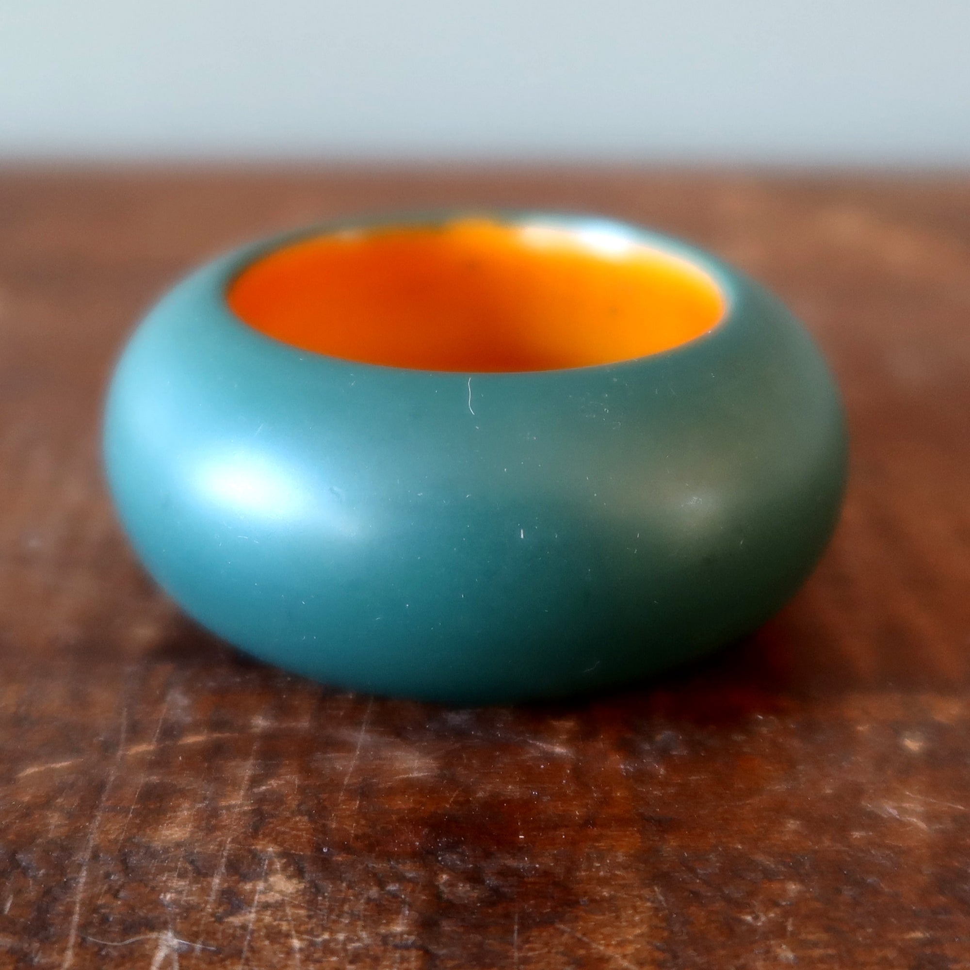 Display Stand Blue Wood for Crystal Balls Eggs