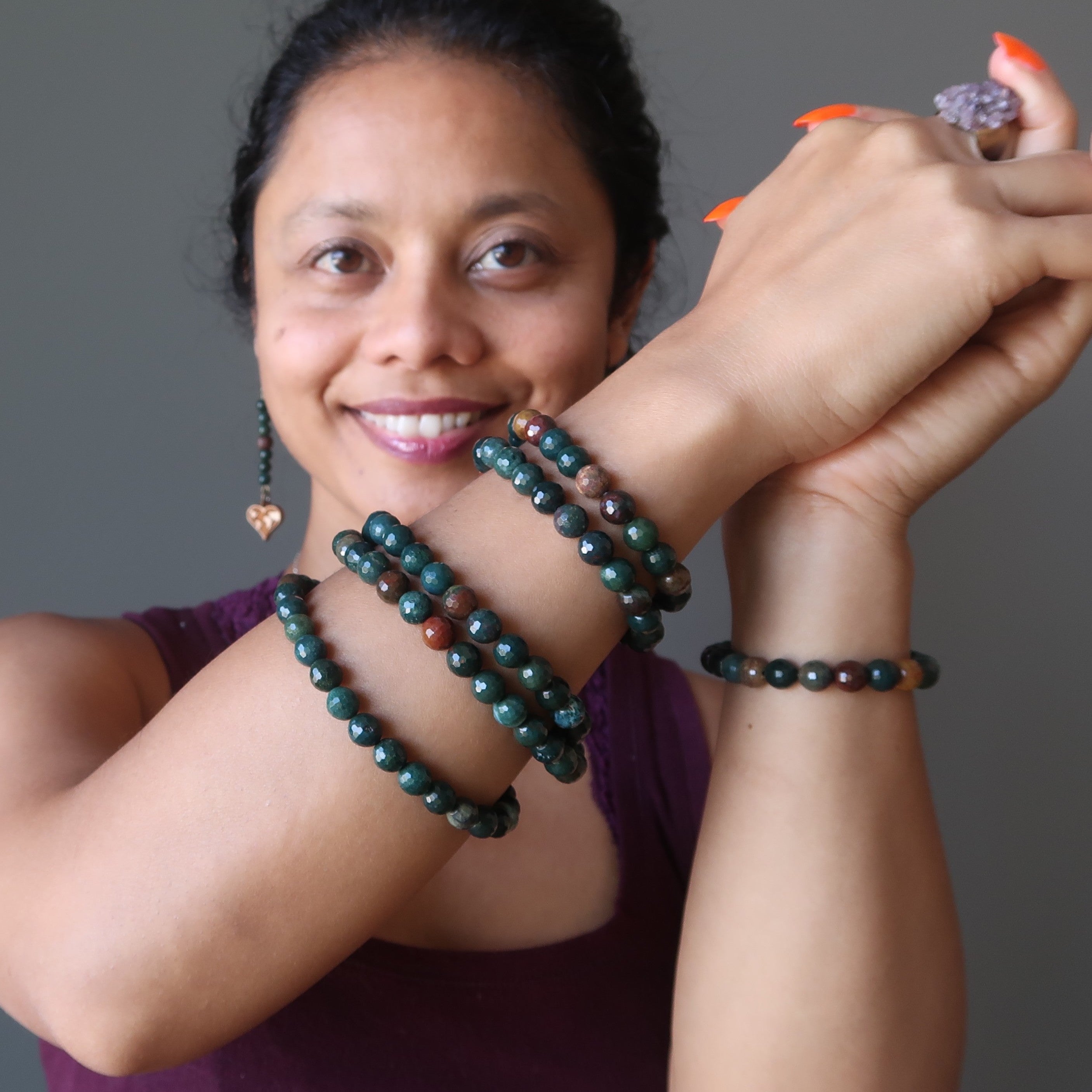 Bracelet en Héliotrope Facetté Vert Rouge Pierre de Sang Pouvoir