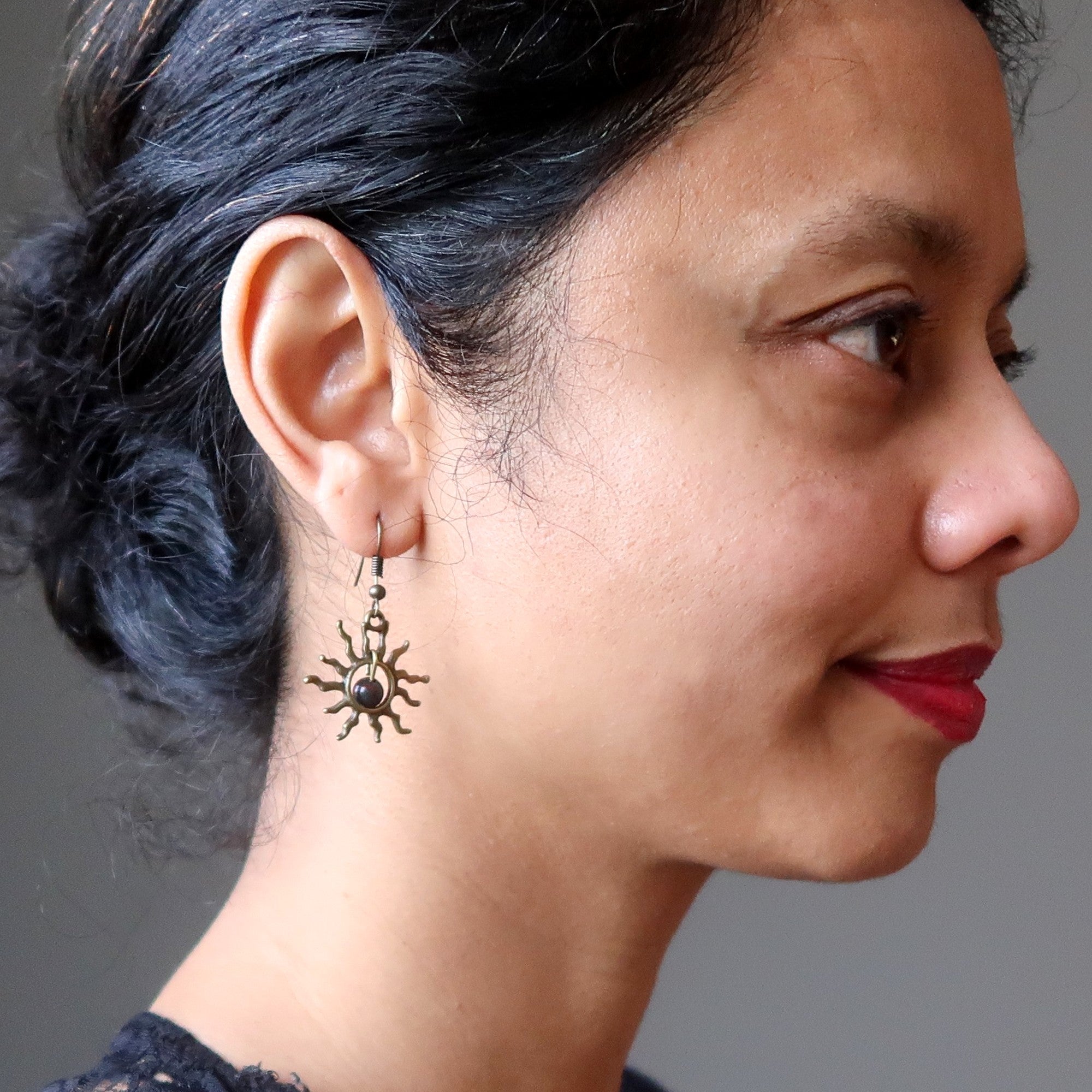 Boucles d'oreilles héliotrope vieilli Soleil Tout-Puissant