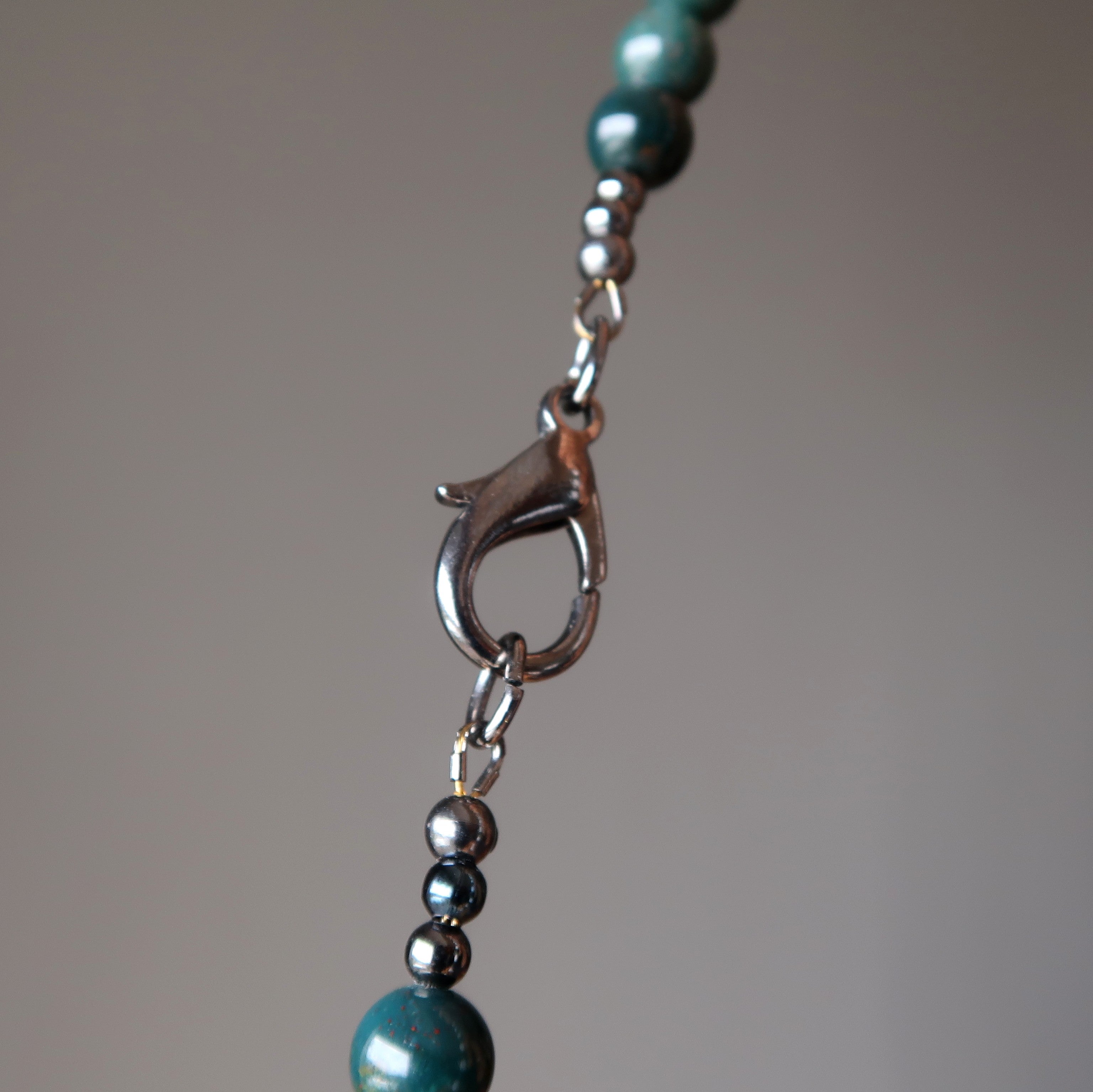 Bloodstone Necklace Howlite Mind Focus Gems