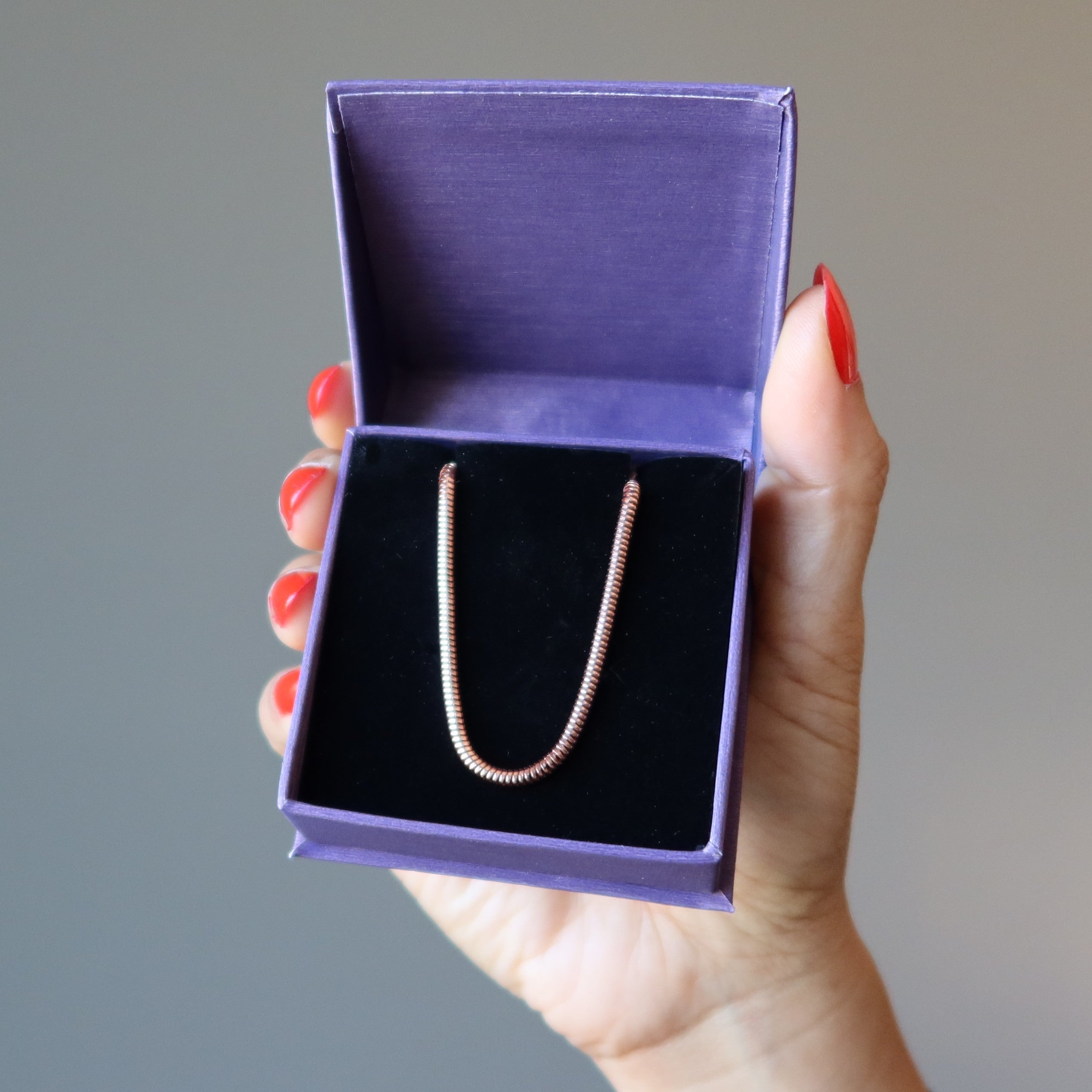 Collier chaîne en laiton, plaqué cuivre, serpent épais