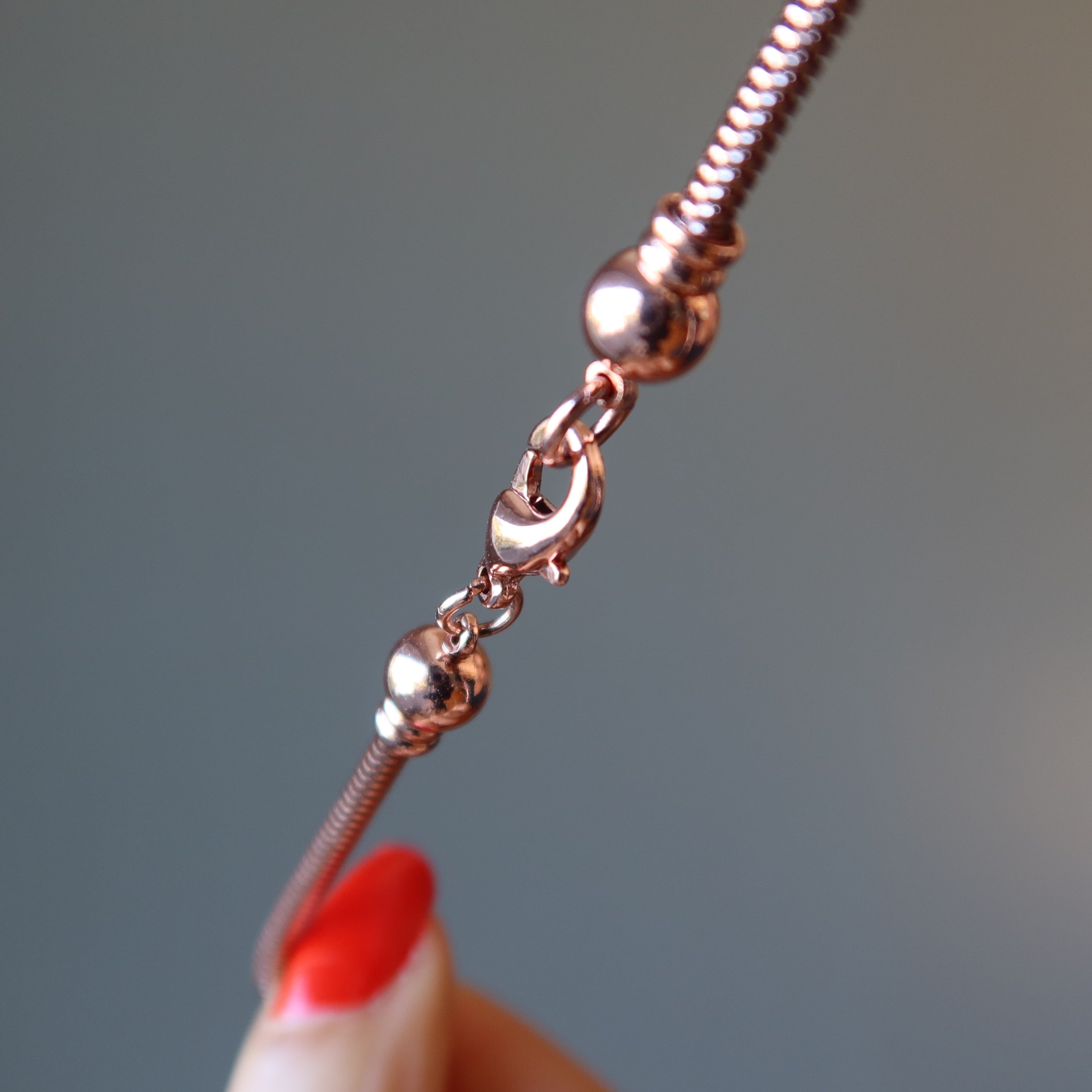 Collier chaîne en laiton, plaqué cuivre, serpent épais