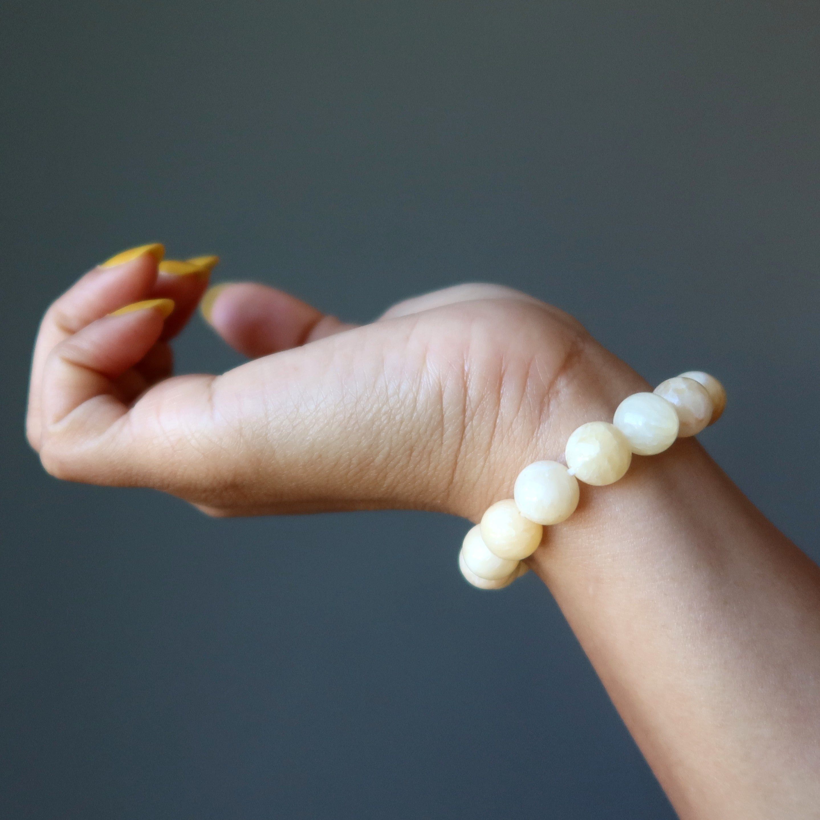 Armband aus gelbem Calcit: Tägliche Freuden