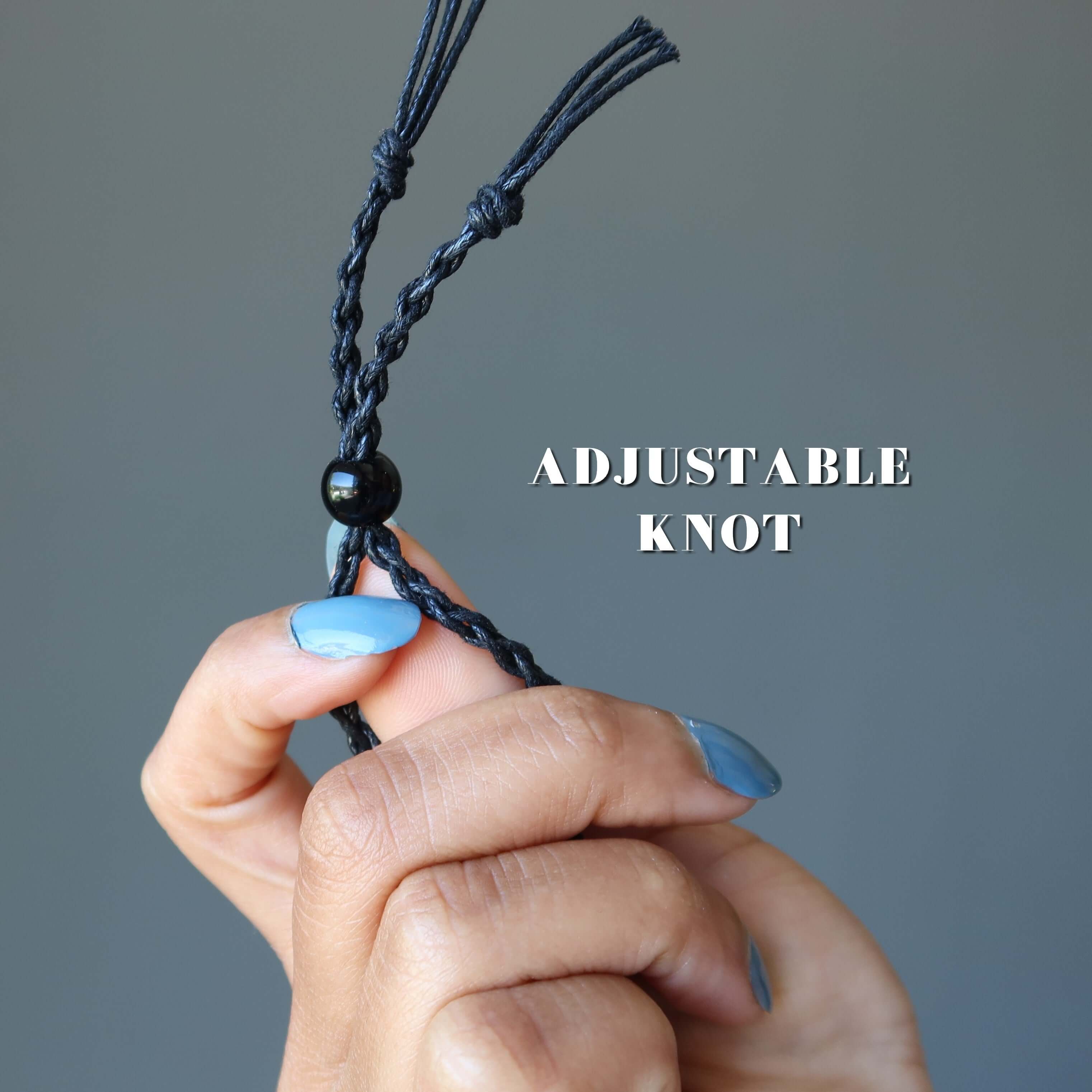 Collier Calcite Bleue Nid dans le Ciel Macramé