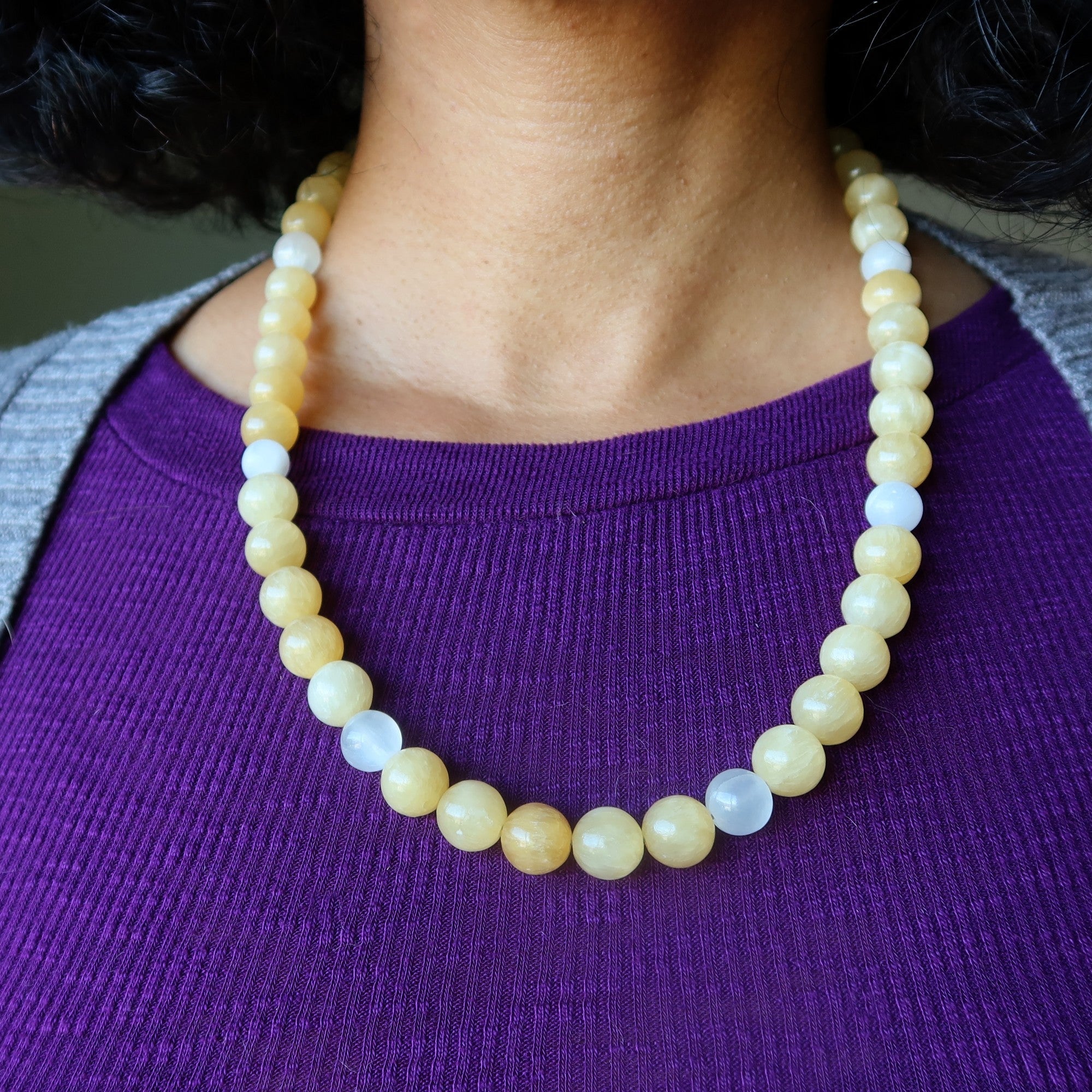 Collier Calcite Jaune Sentiments Intenses Blanc