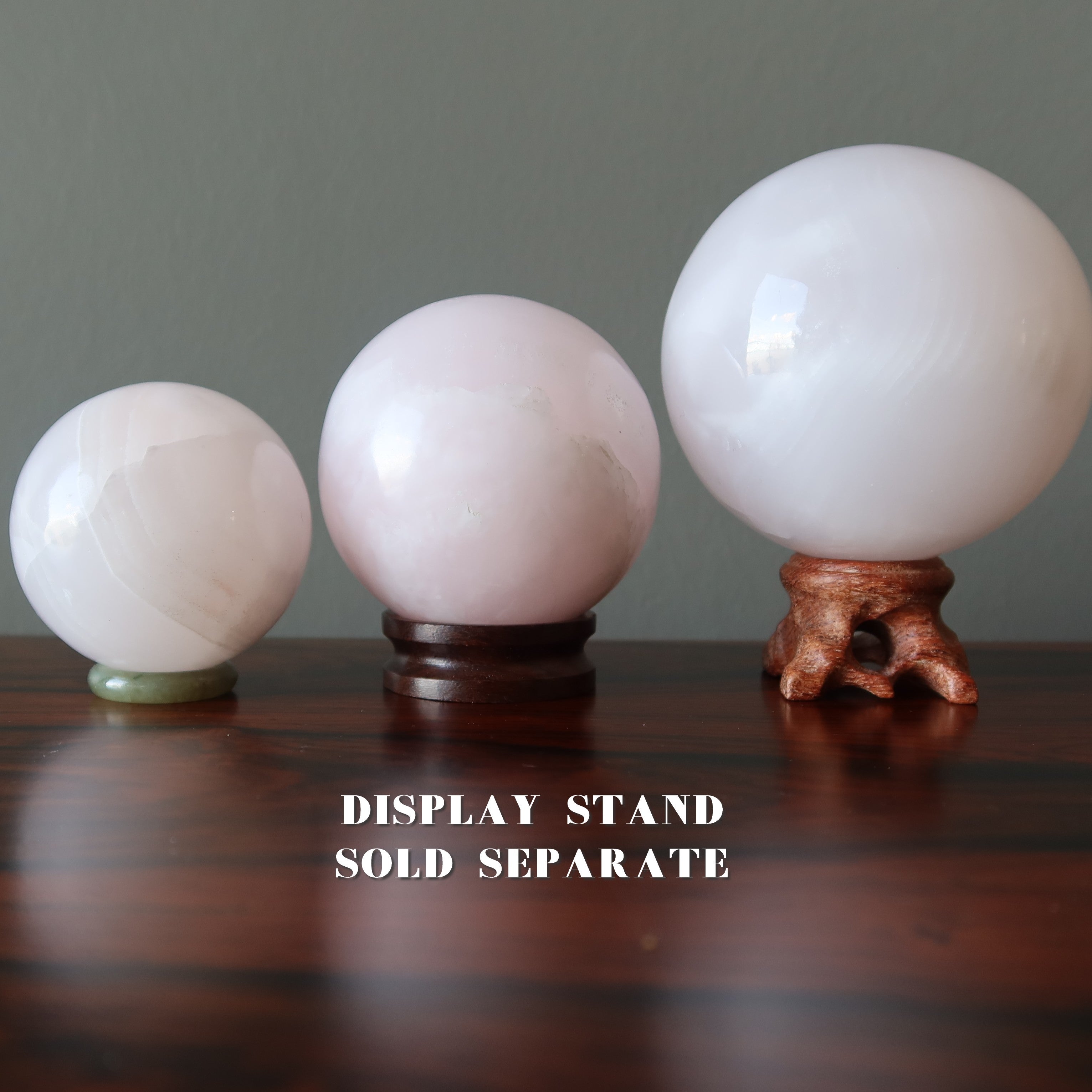 Sphère de calcite rose Mangano "Easy Breezy" boule de cristal
