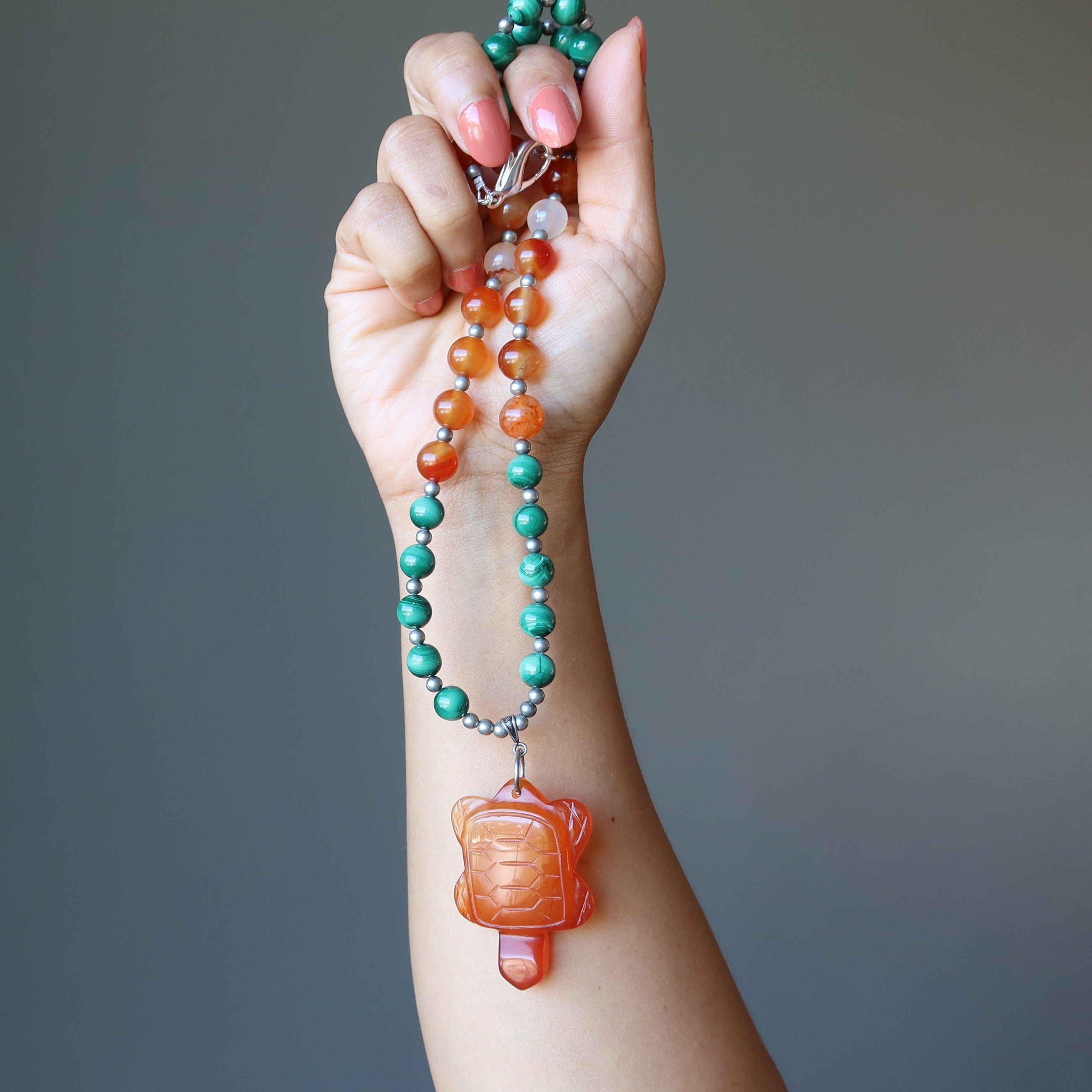 Collier Cornaline Malachite Tortue de feu Cristal