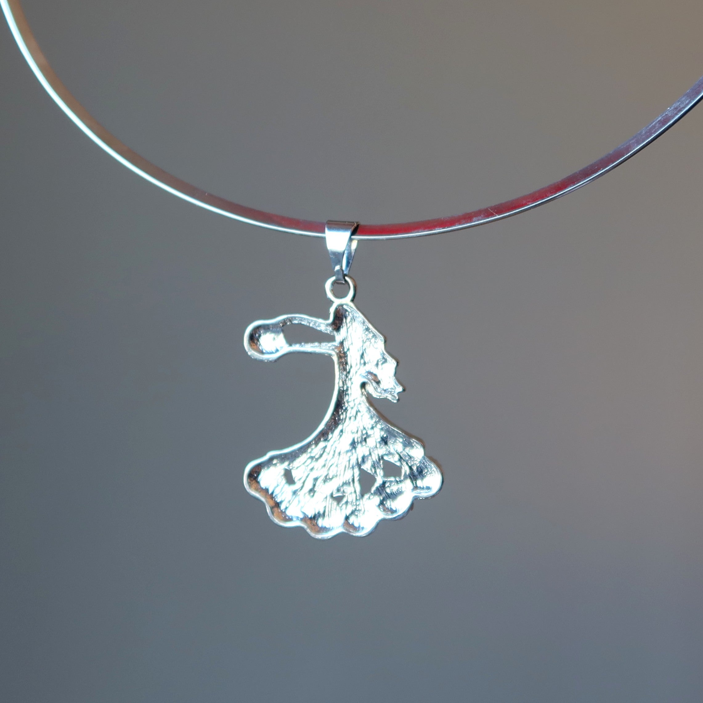 Collier Chakra Ange Généreux Pierres Arc-en-ciel Ras du Cou Argent