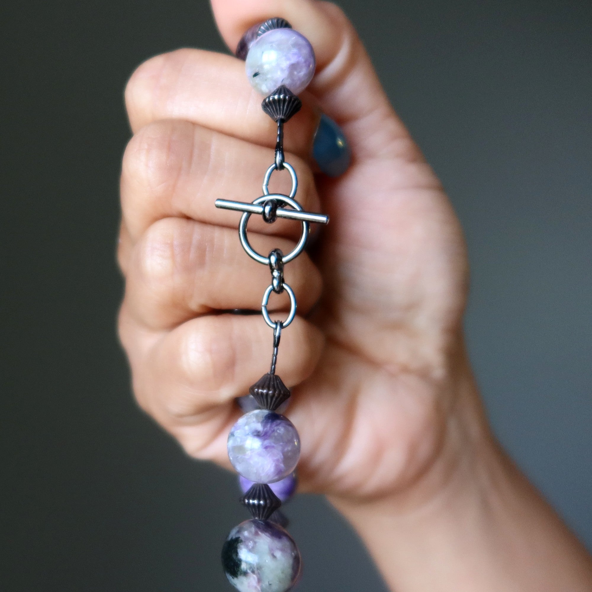 Collier en Charoïte Extase Spirituelle Pierre Gemme