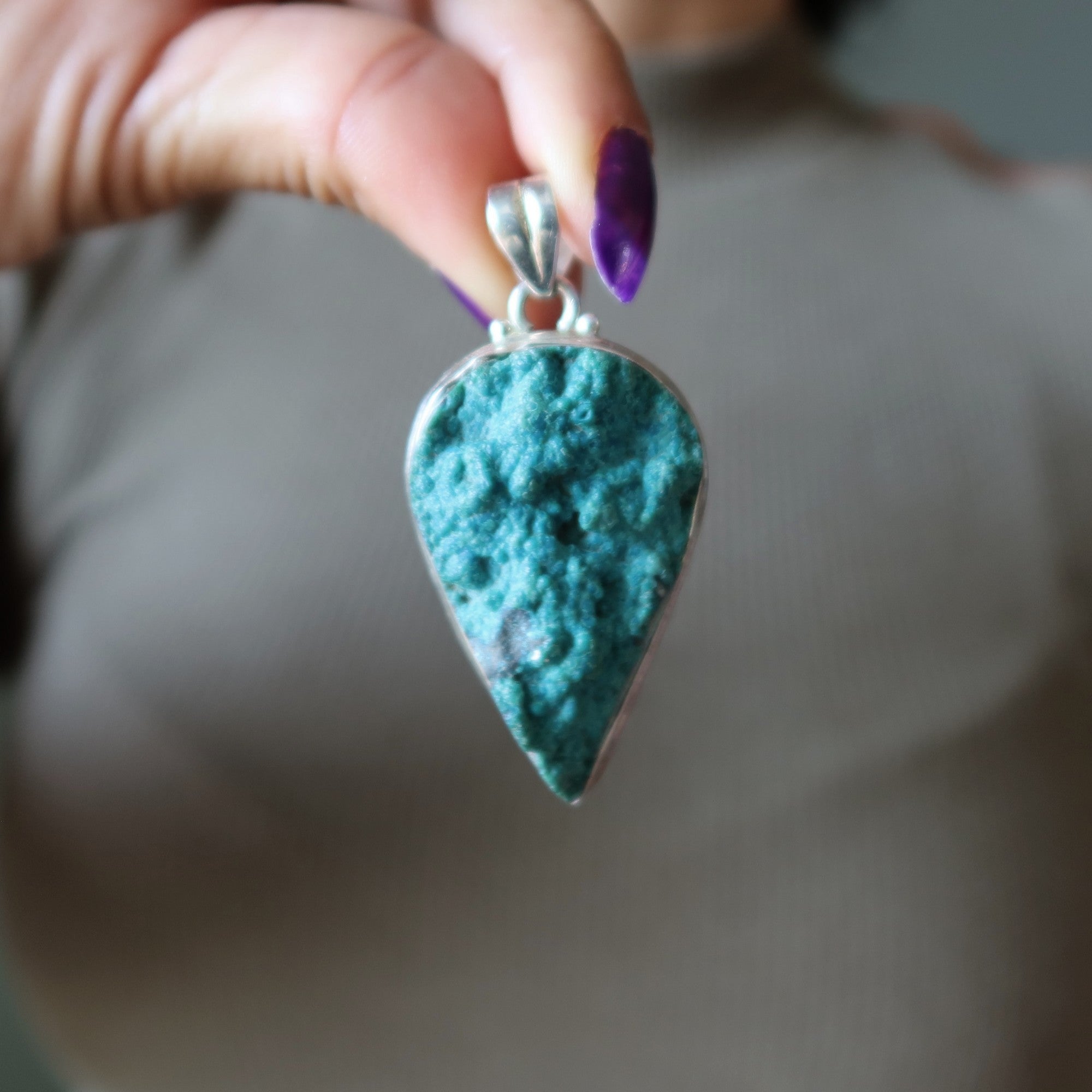 Pendentif chrysocolle, pierre précieuse bleue, argent sterling