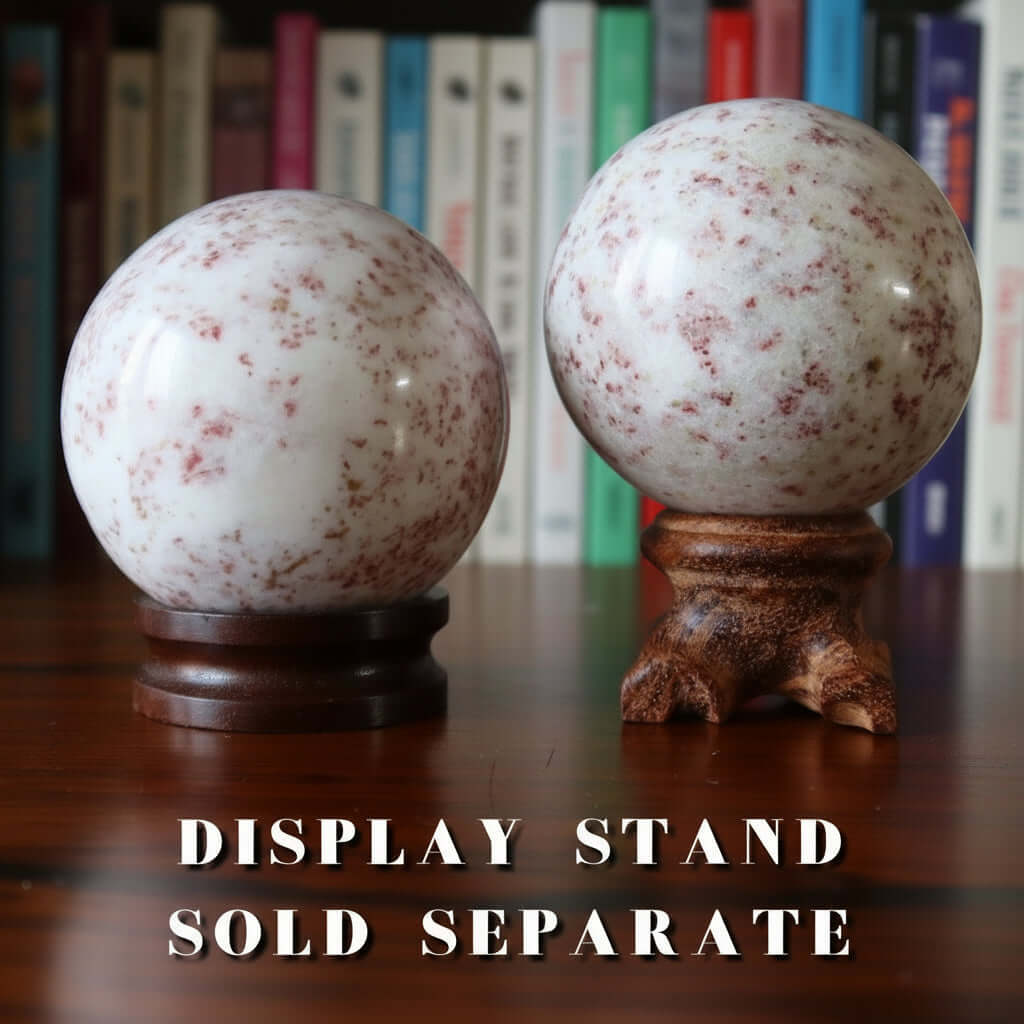 Sphère de Cinnabrite : boule de cristal à la personnalité lumineuse