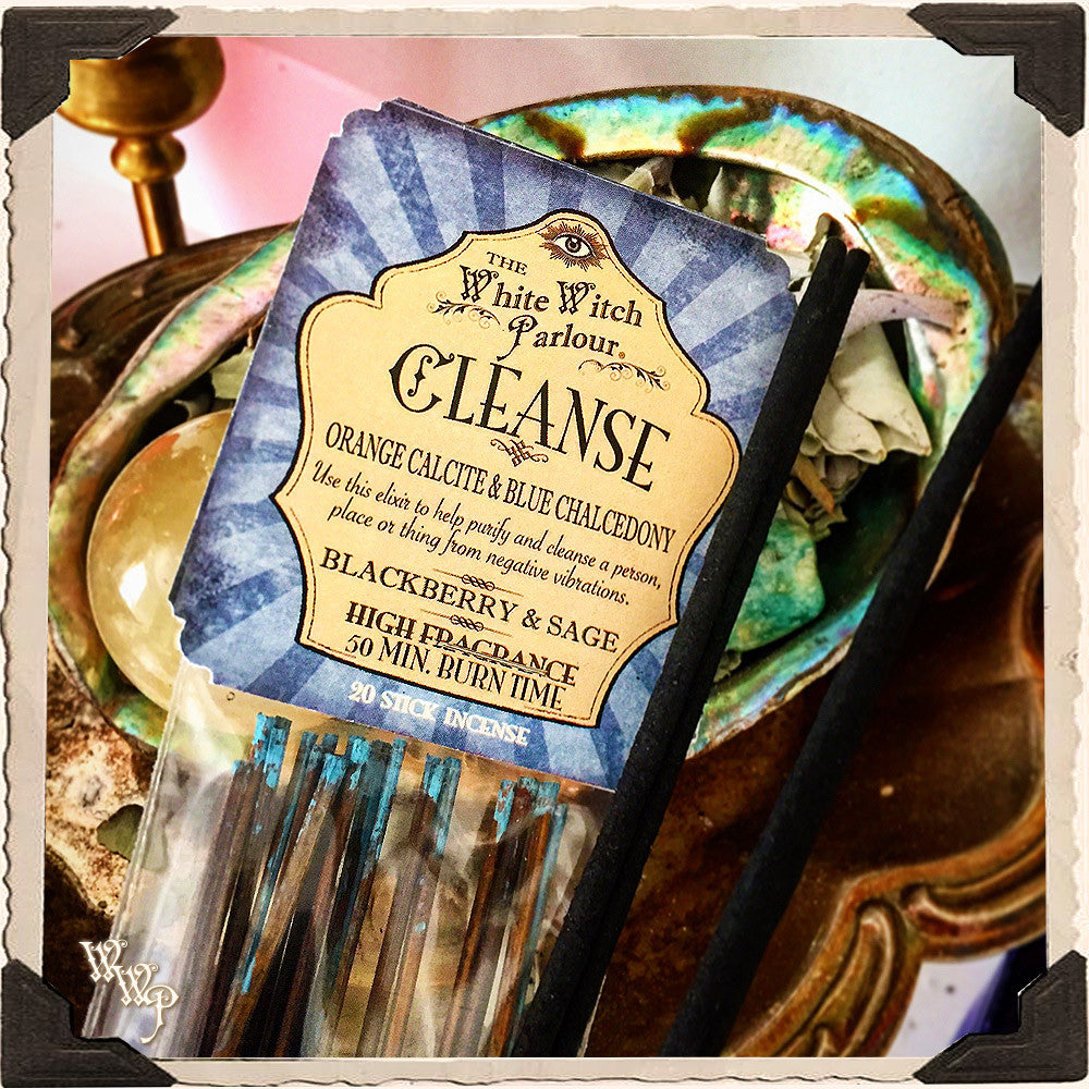 CLEANSE Elixir RÄUCHERSTÄBCHEN. 20er-Packung. Duft von Brombeere & Salbei. Gesegnet mit Orangen Calcit & Blauer Chalcedon Kristalle.