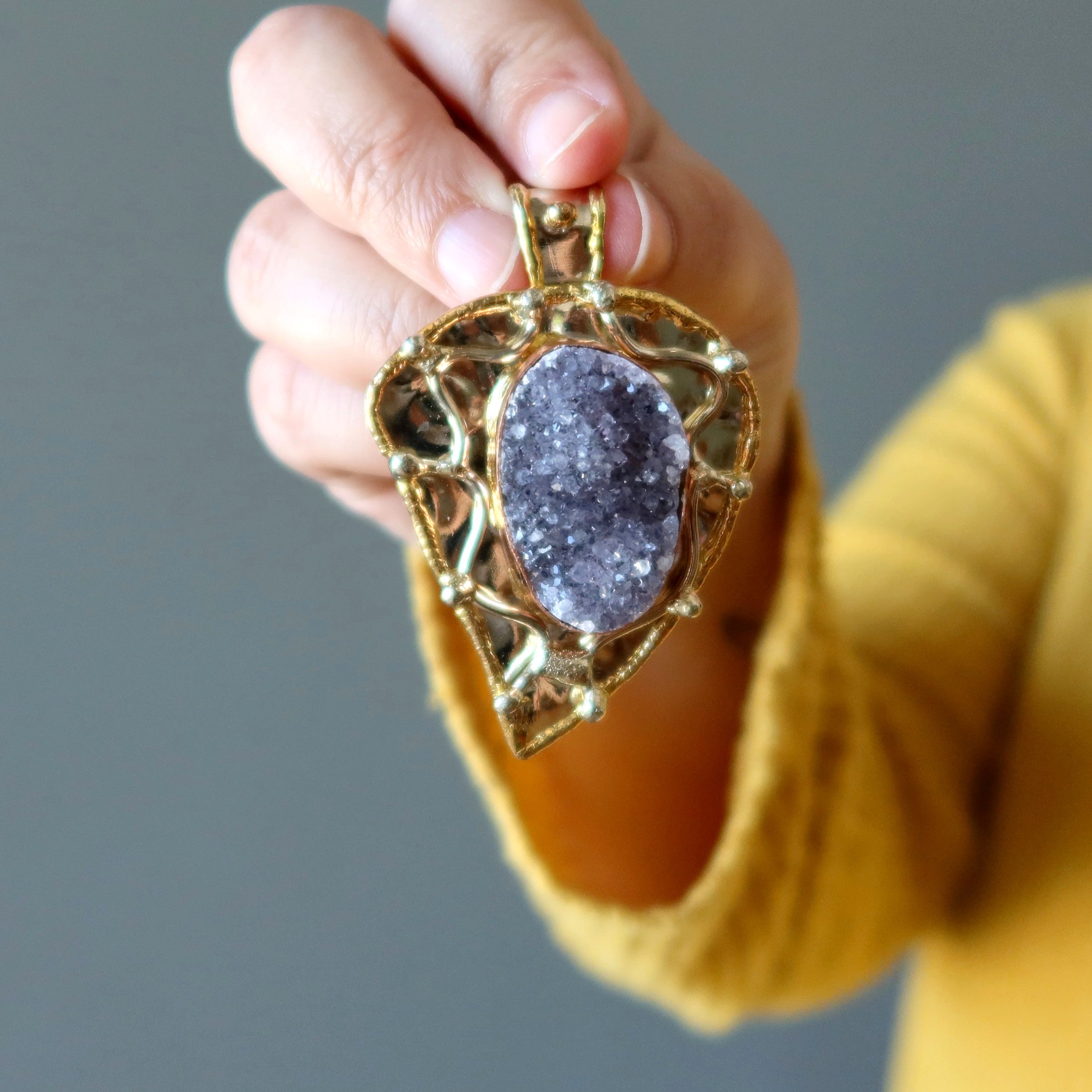 Pendentif en améthyste Signification de la vie Feuille d'or Druzy Cristal