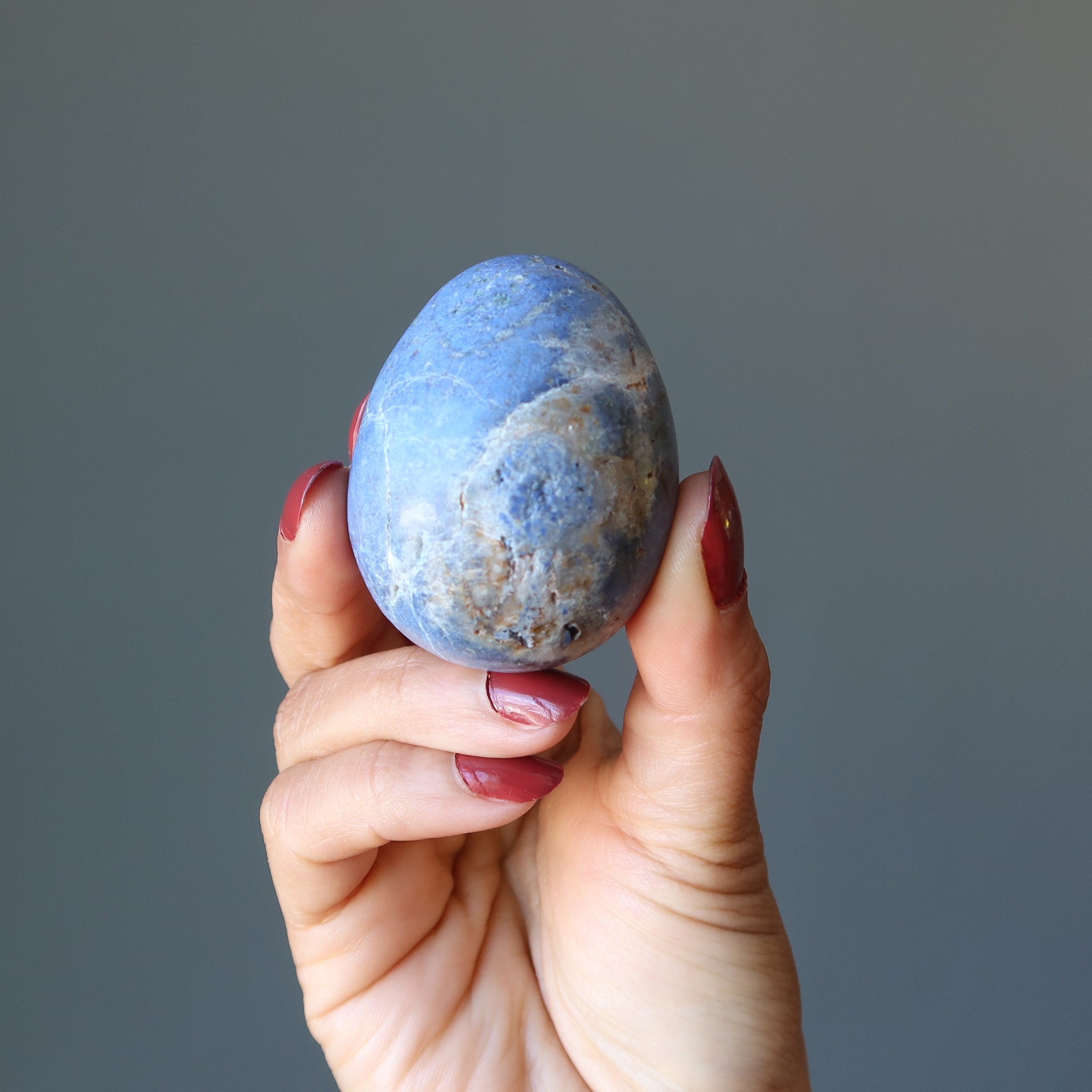 Cristal de méditation Dumortiérite « Bleu Ciel » (forme œuf)